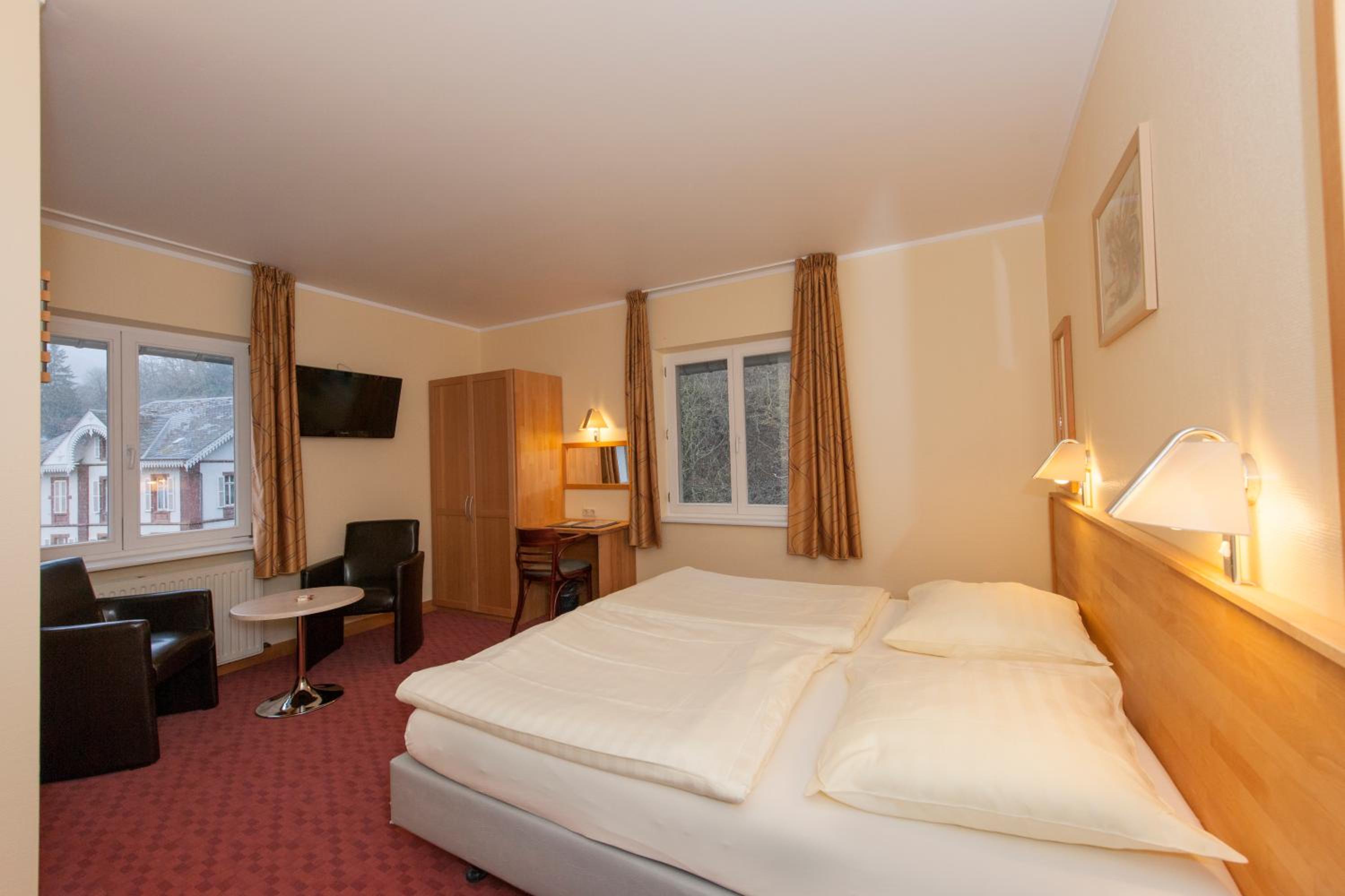 Comfort Double or Twin Room photo 3