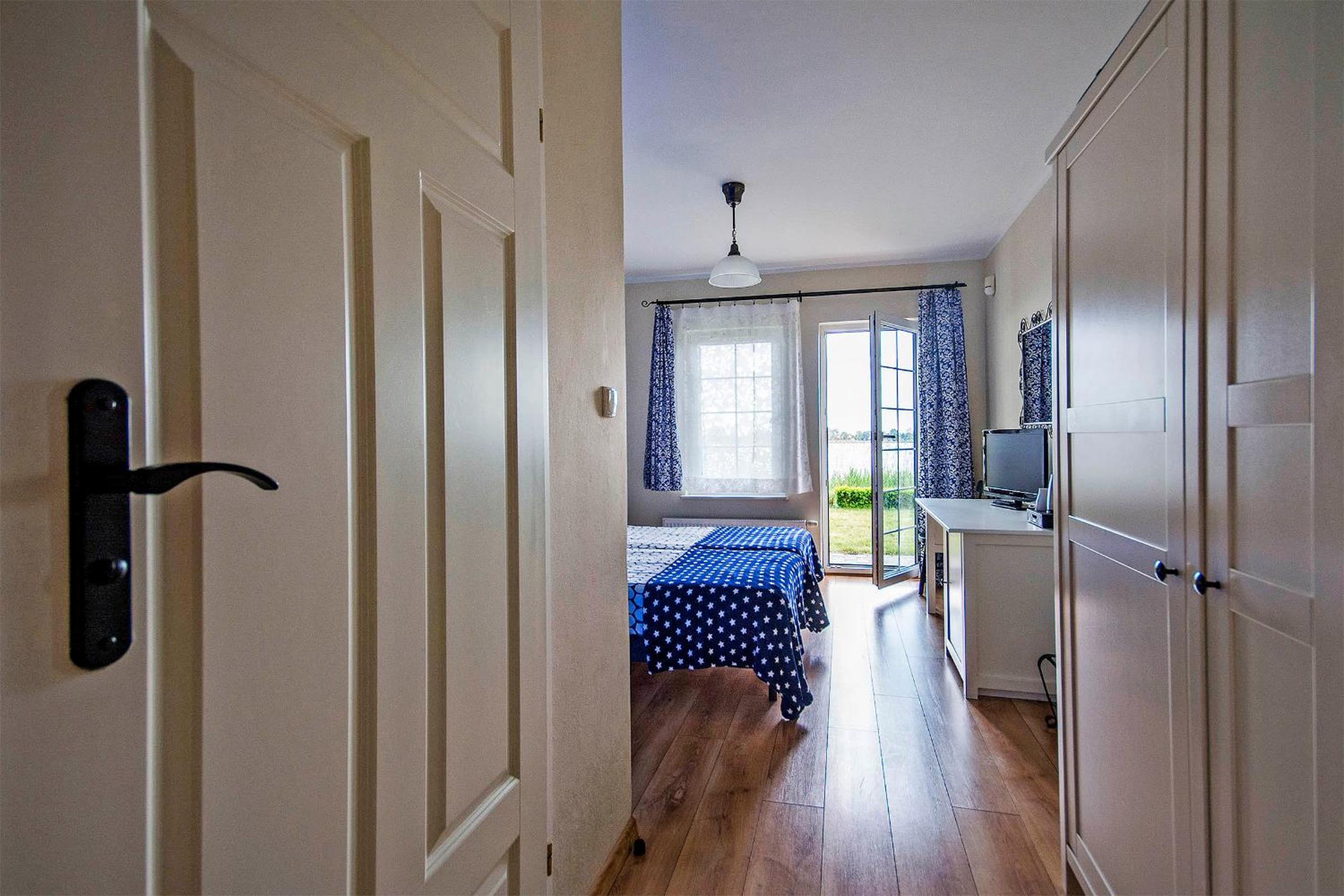 Double or Twin Room - Photo 3