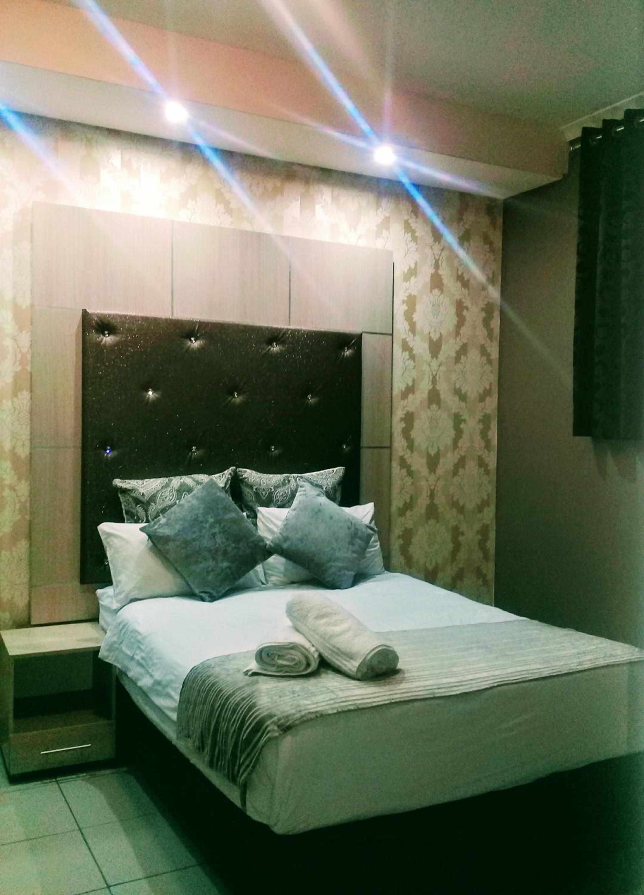 Deluxe Double Room - Photo 4