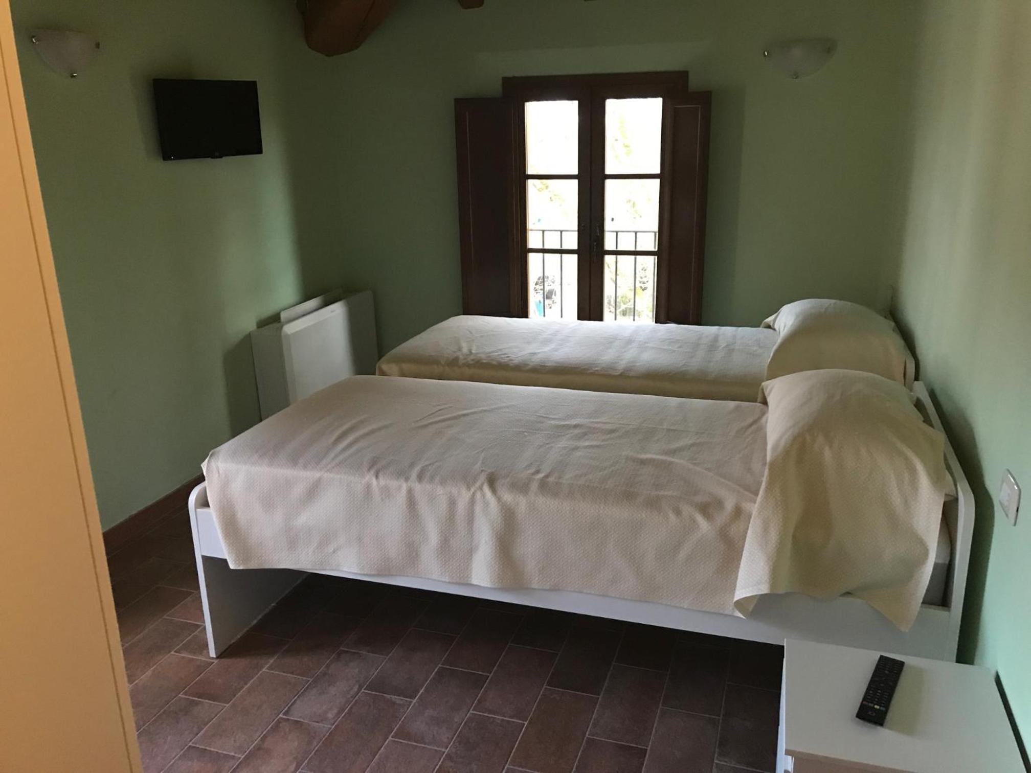 Standard Double Or Twin Room photo 1