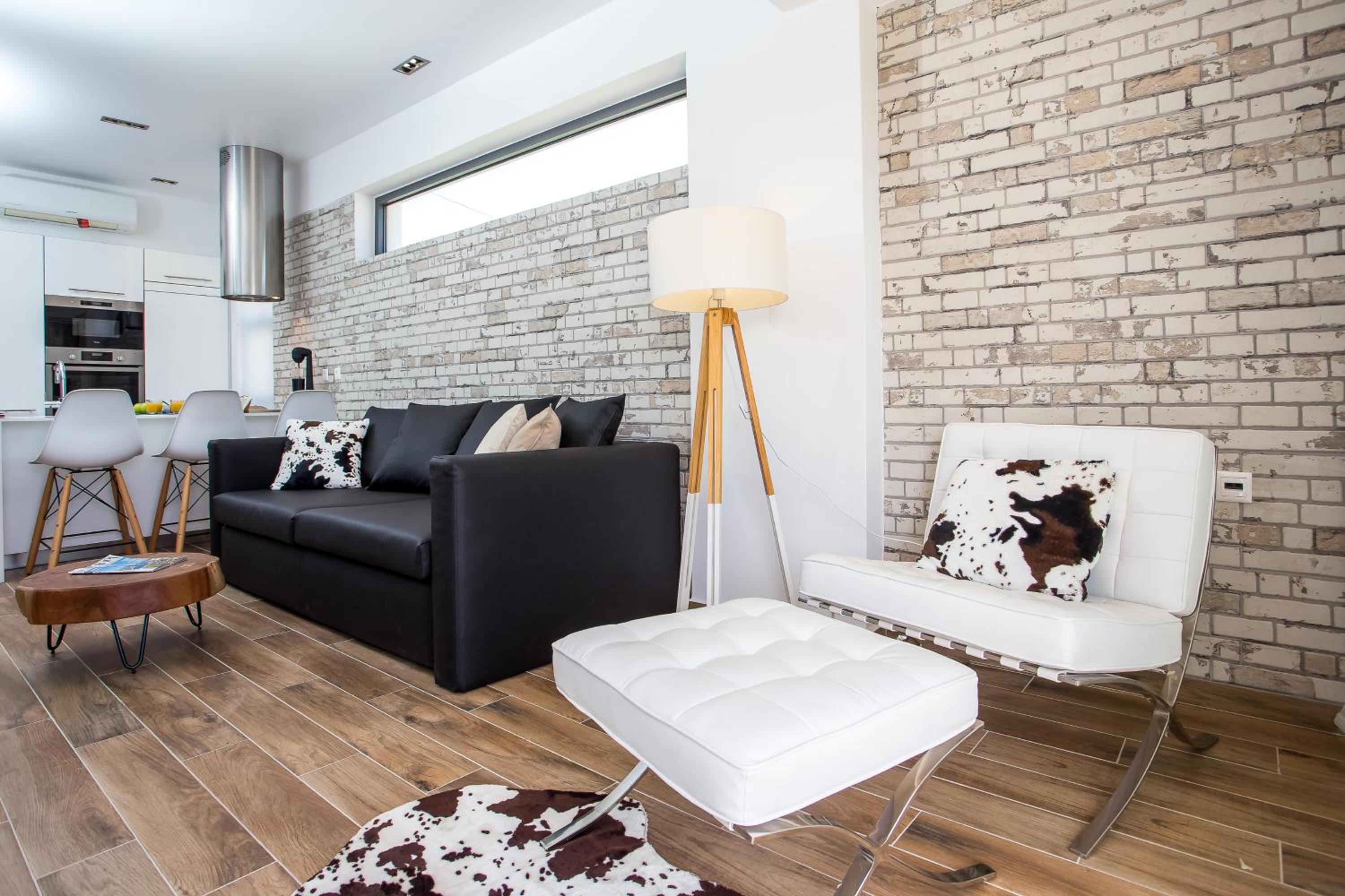 One-Bedroom Apartment - Photo 21