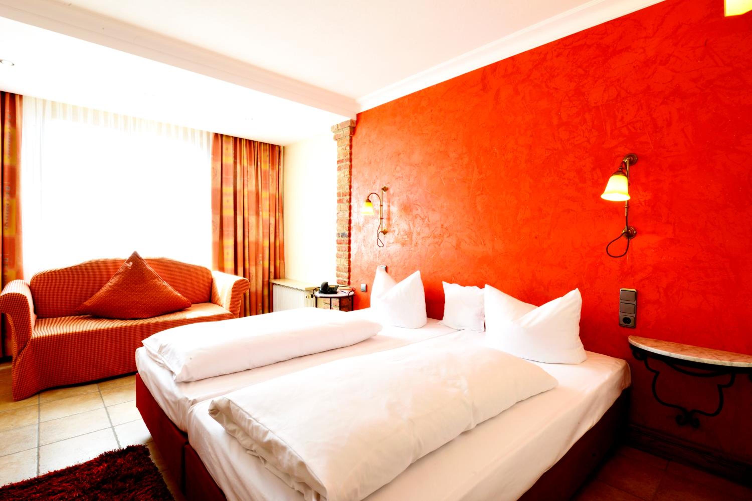 Standard Double Room - Photo 2