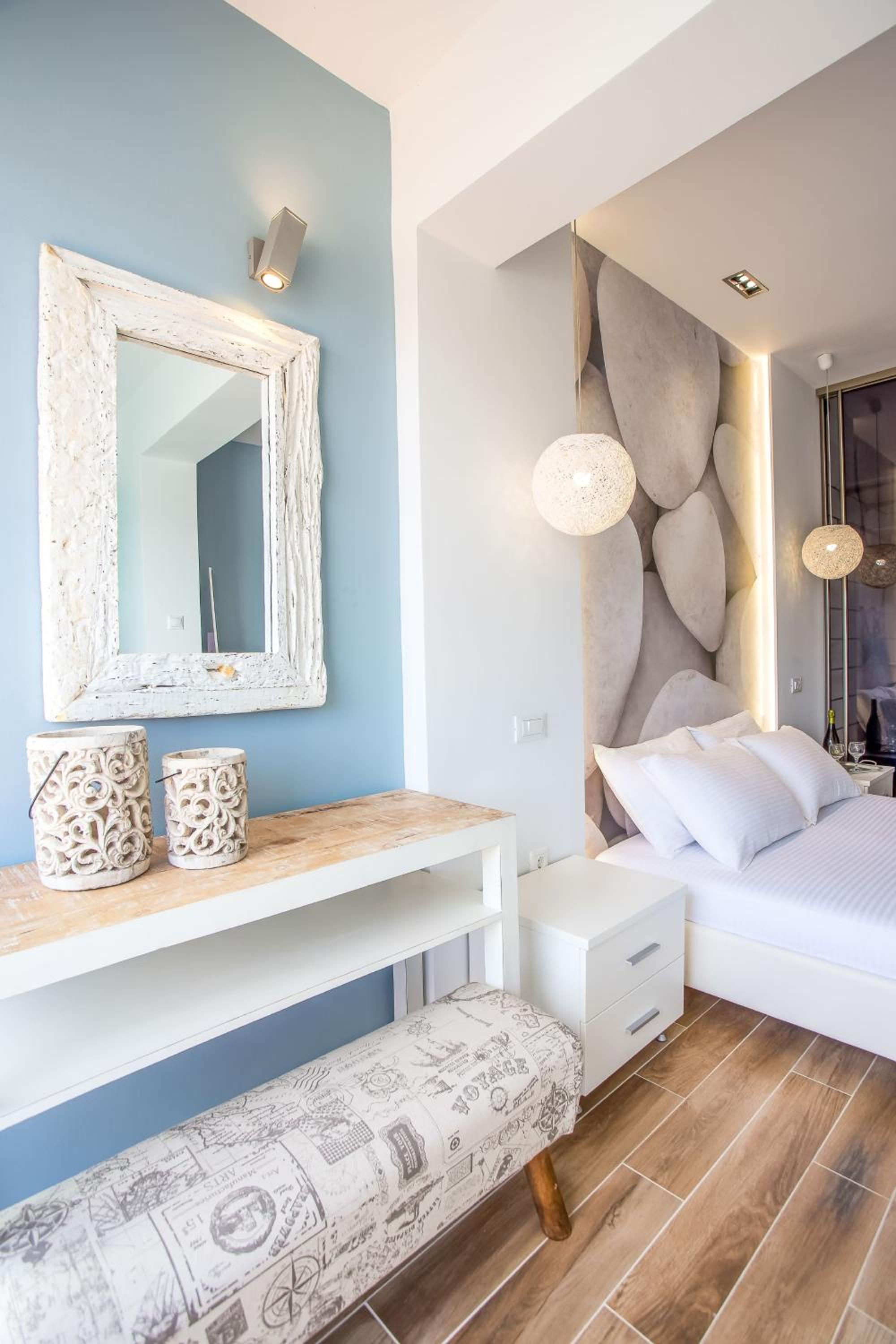 One-Bedroom Apartment - Photo 19