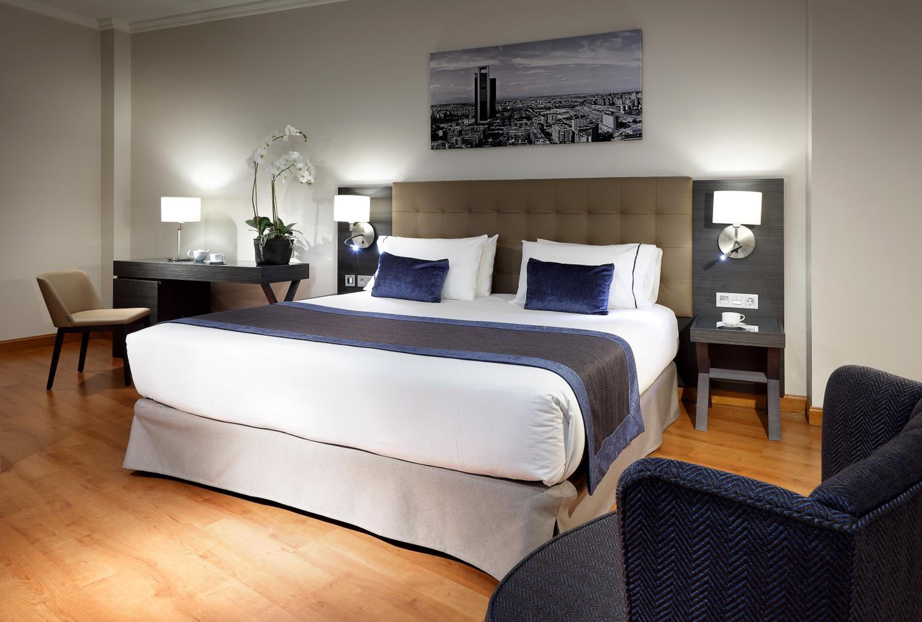 Superior King or Twin Room - Photo 1