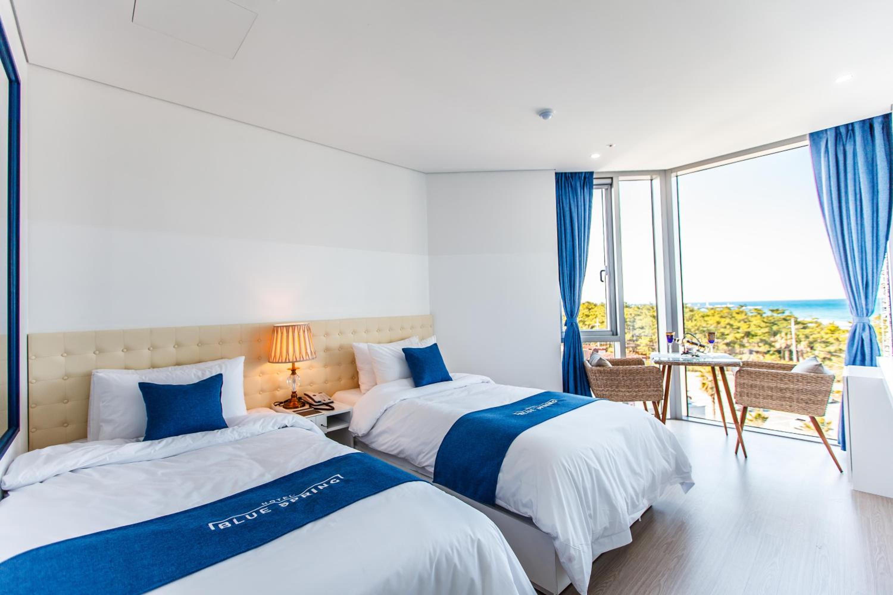 Superior Twin Room - Photo 6