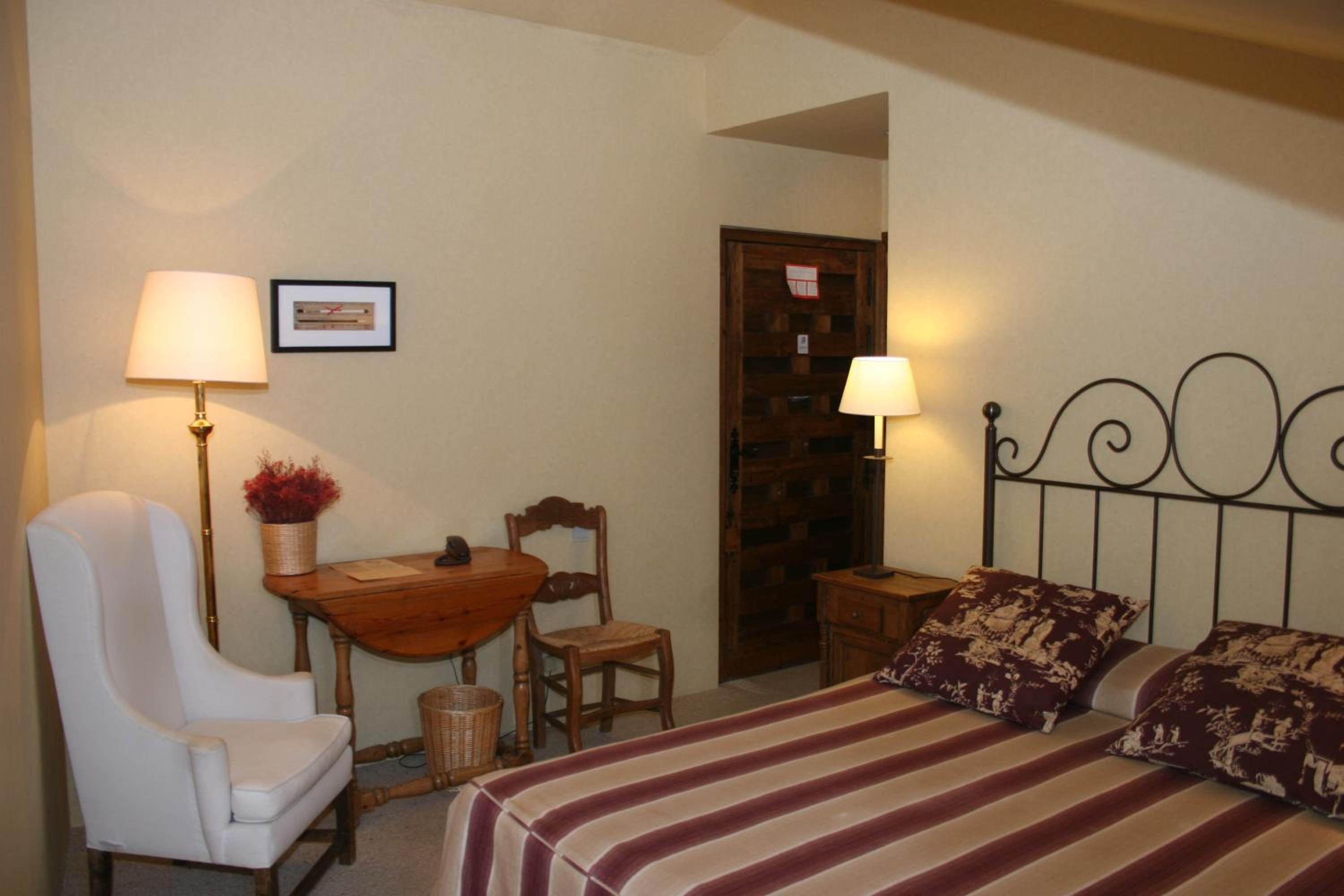 Habitación Doble o con Dos Camas