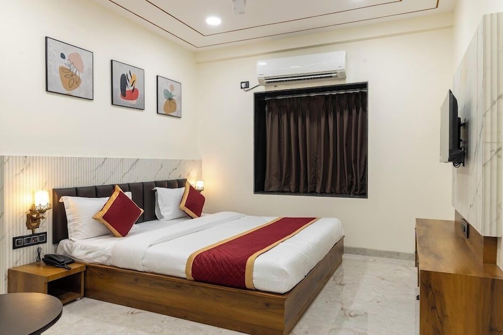 Semi Suite Room - Photo 1