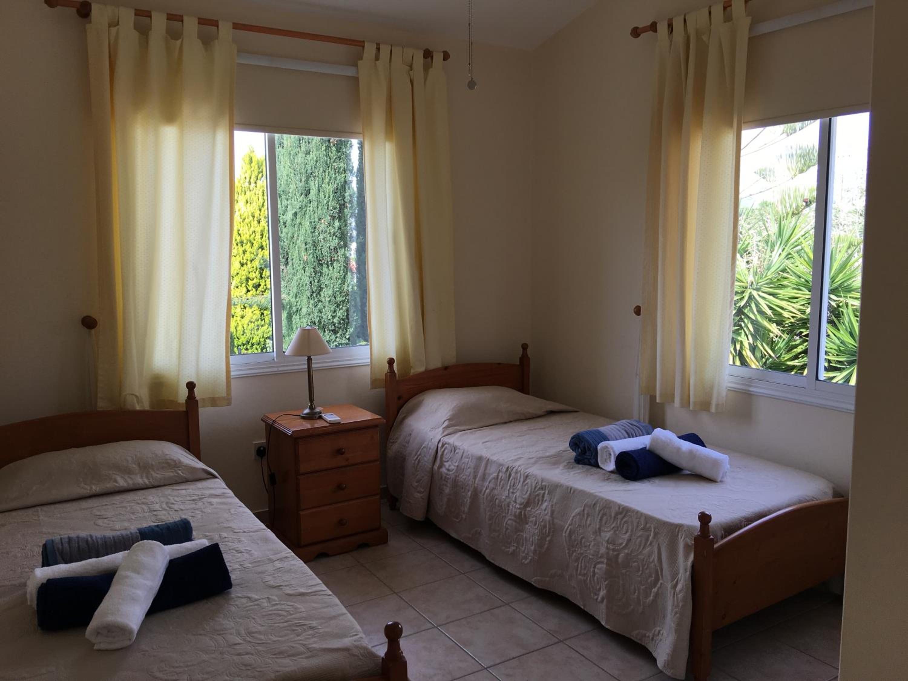Villa photo 3