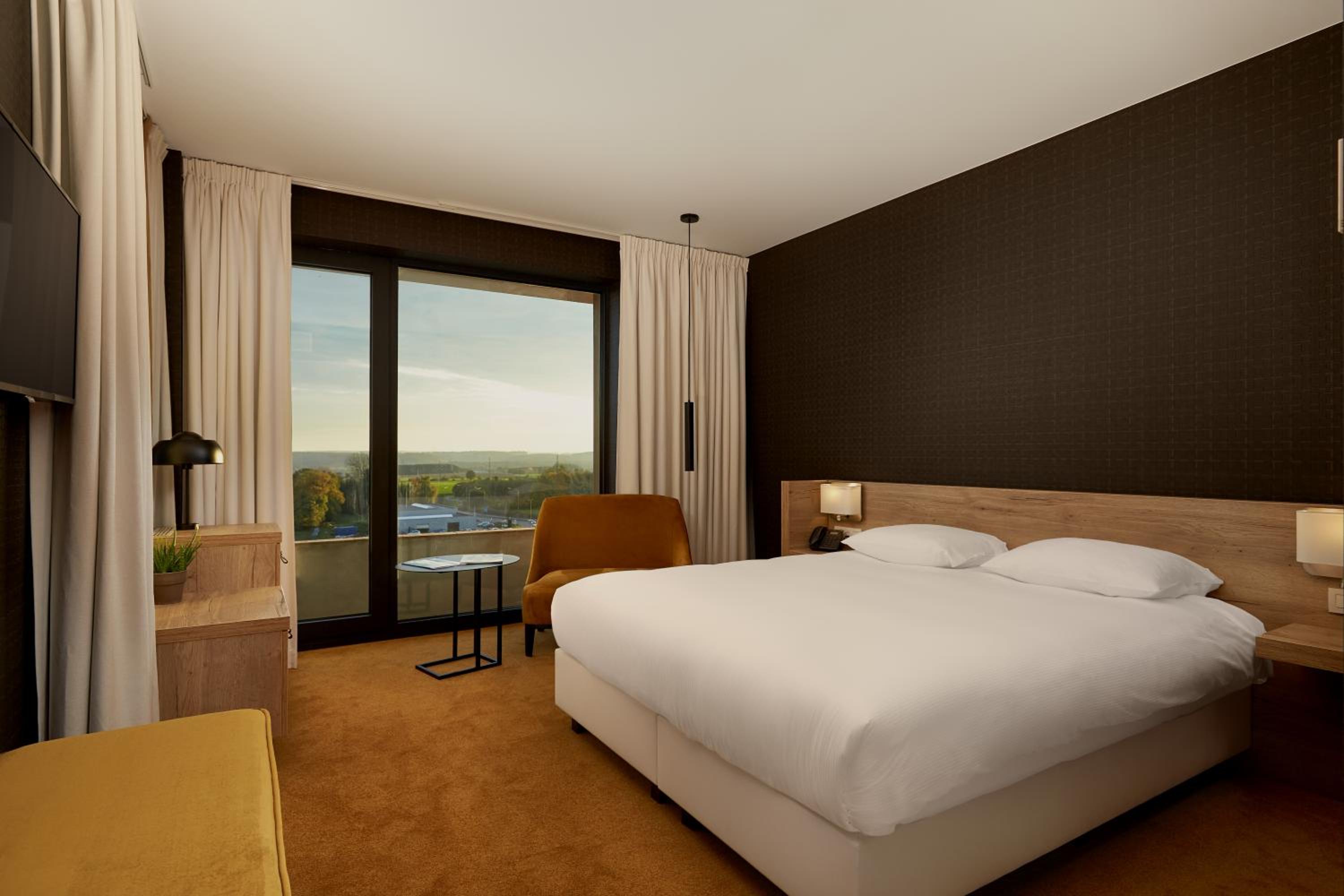 Standard Double or Twin Room with Balcony