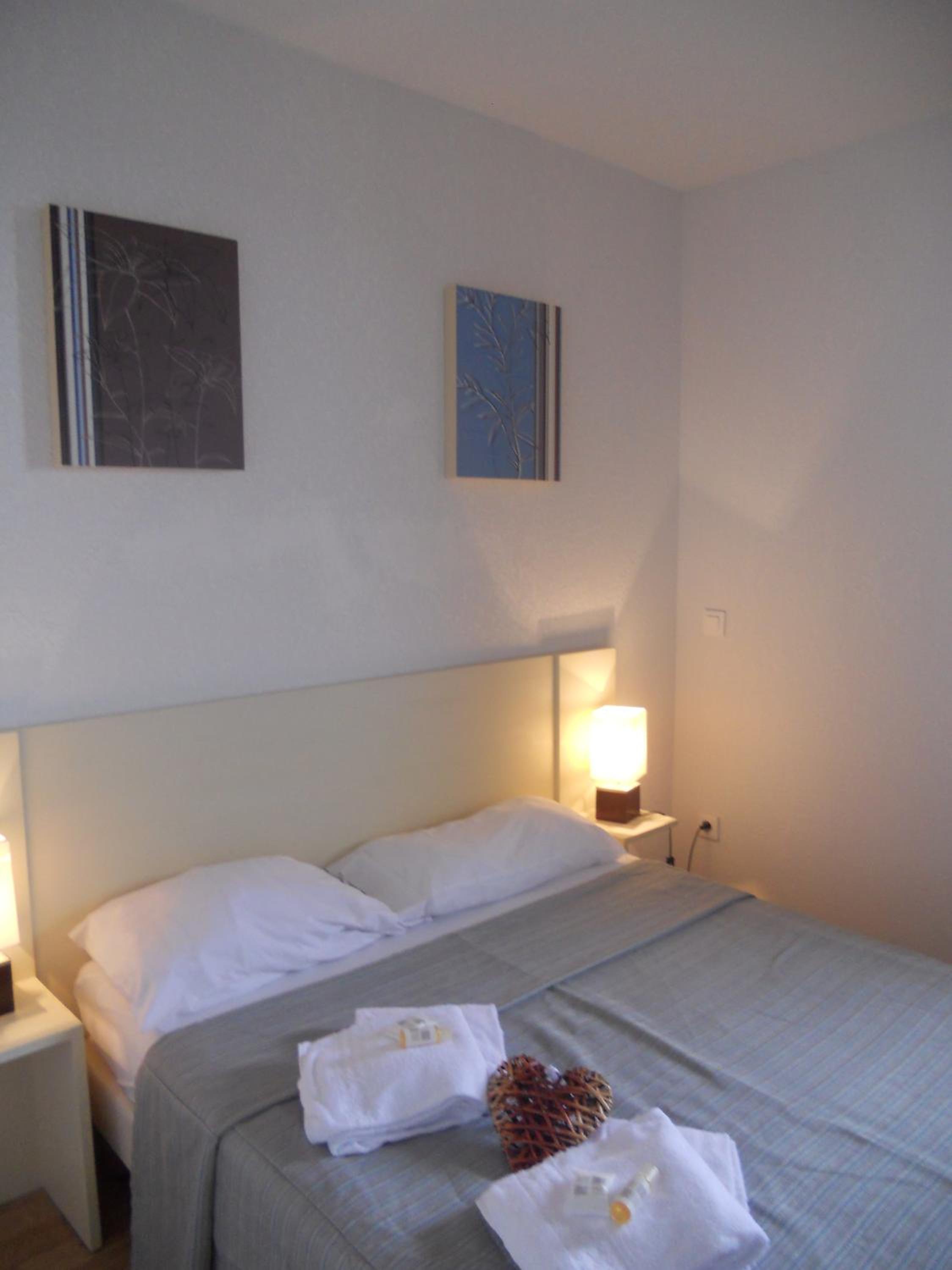 Two-Bedroom Apartment photo 3