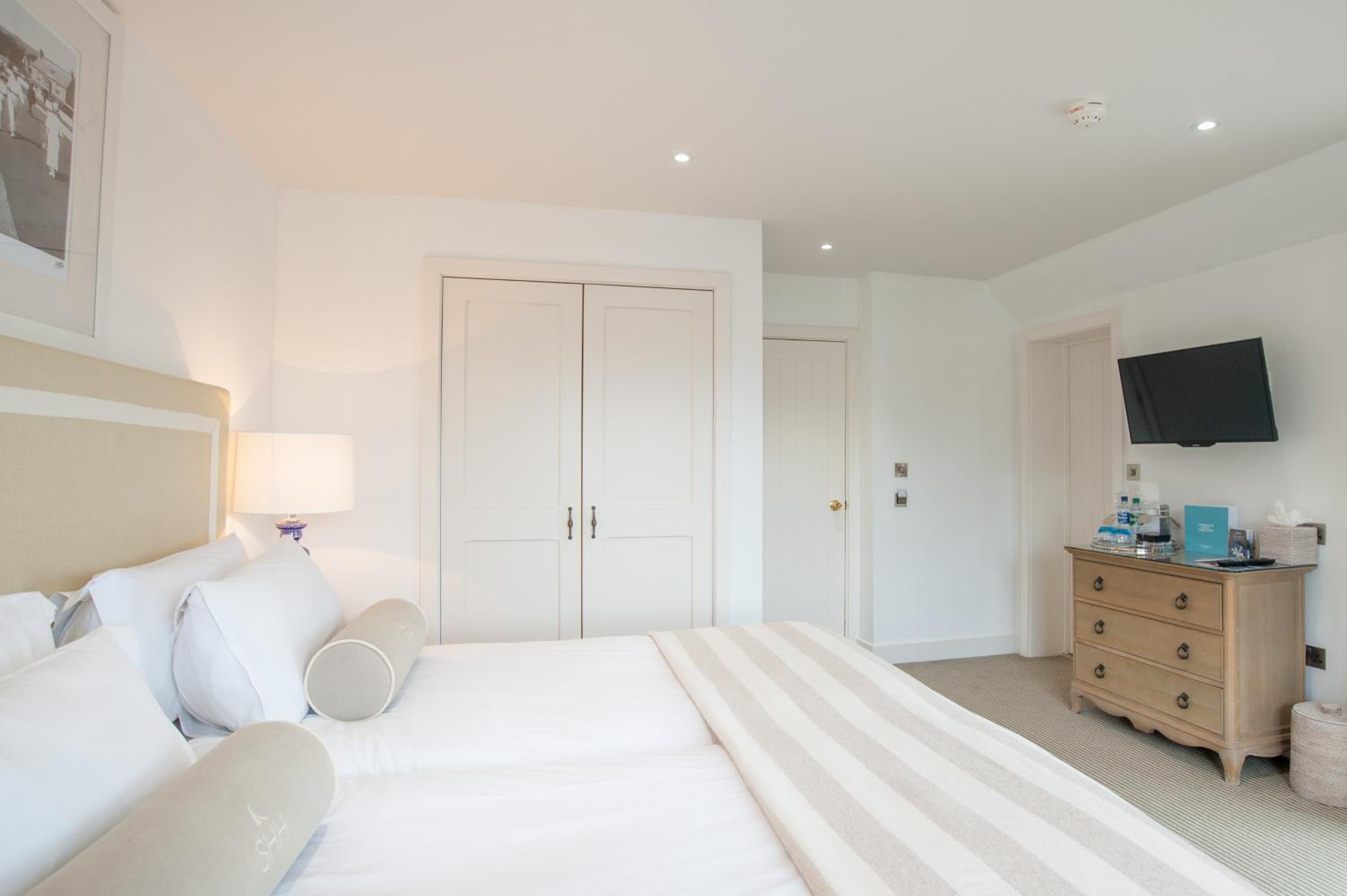 Twin Room with Sea View photo 3