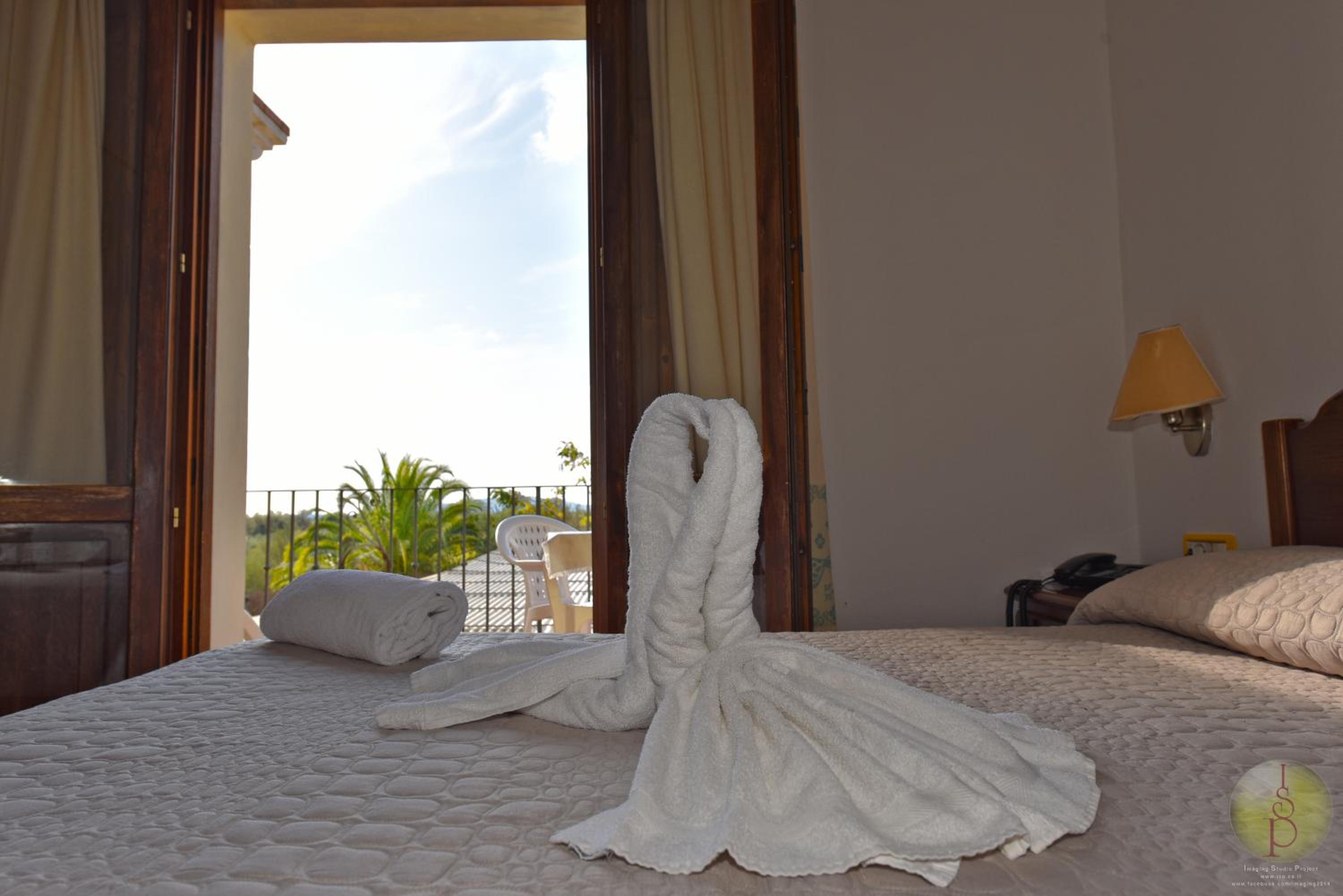 Double Room - Photo 2