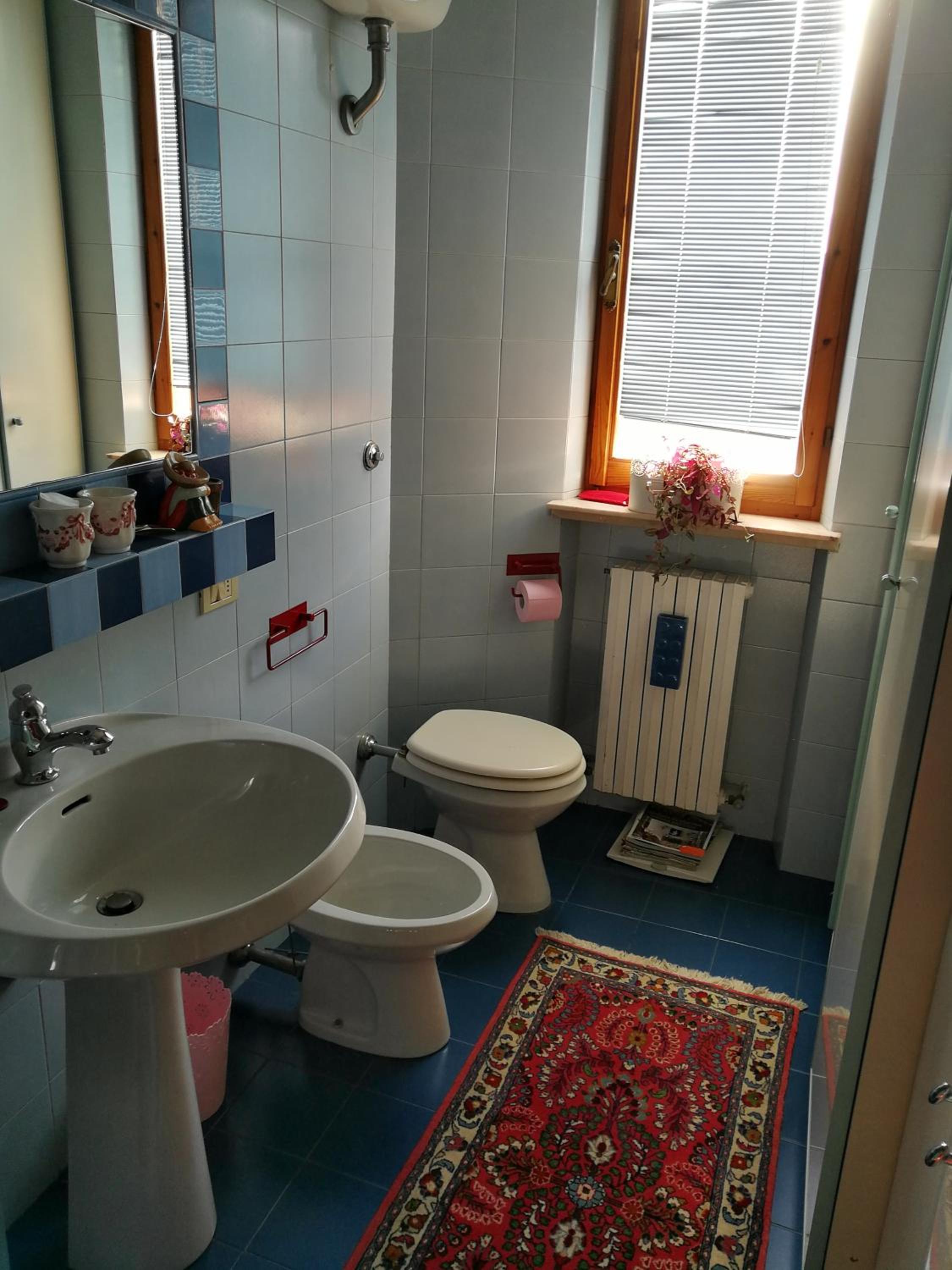 Twin Room with Private Bathroom - Photo 7