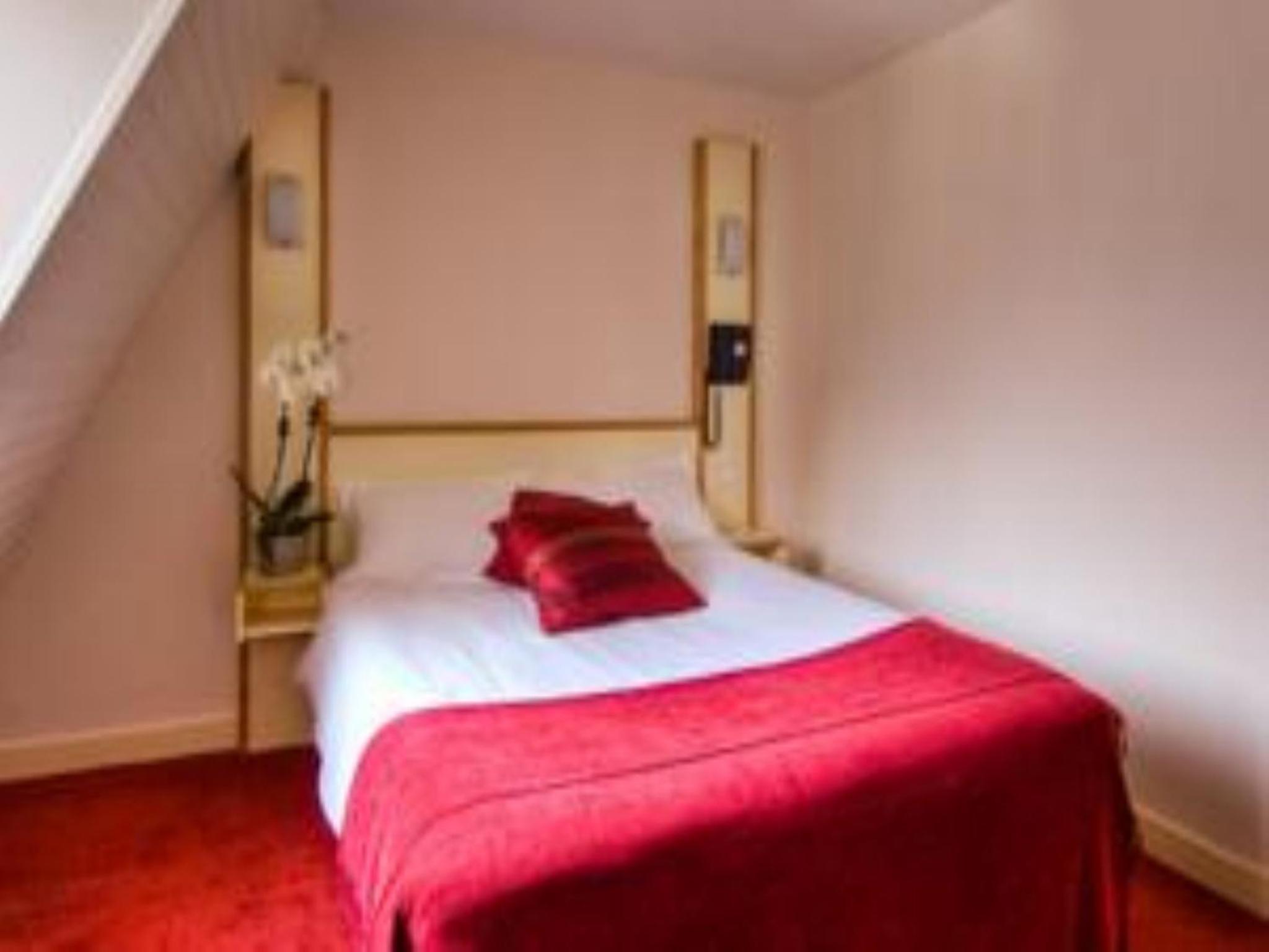  Standard Room photo 2