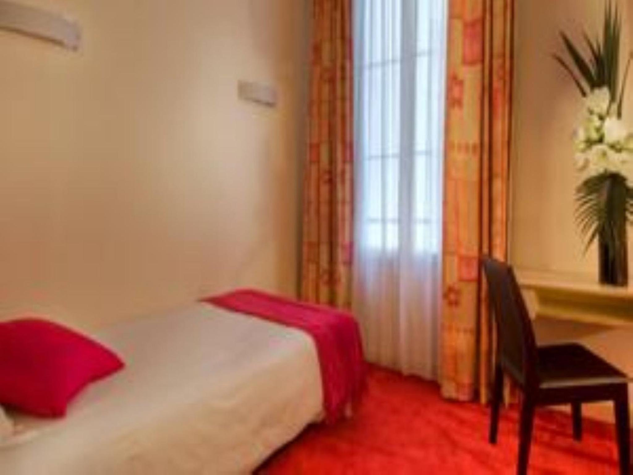 Superior Room (2 Adults) photo 2