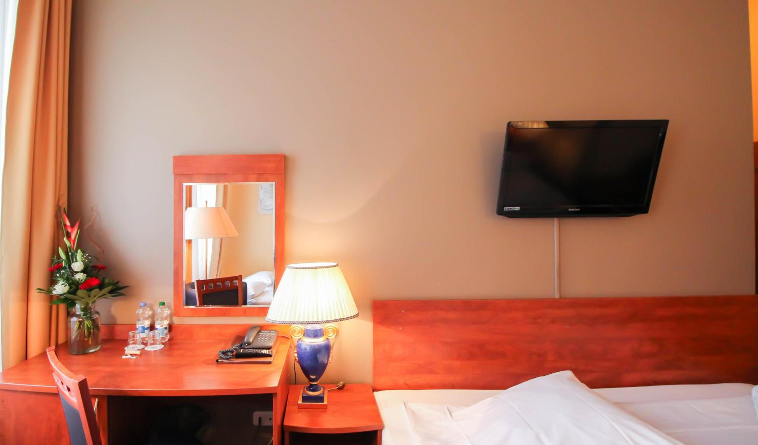 Double or Twin Room photo 2