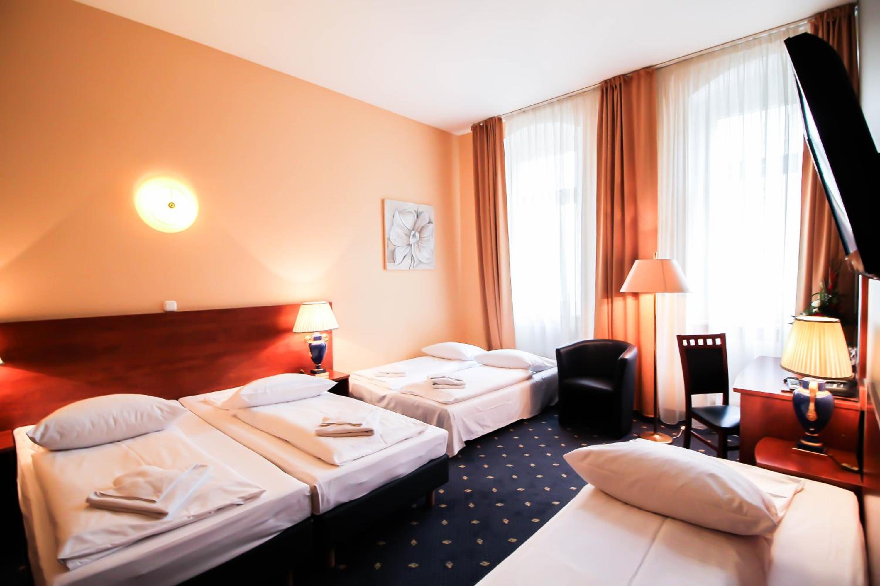 Quadruple Room photo 1
