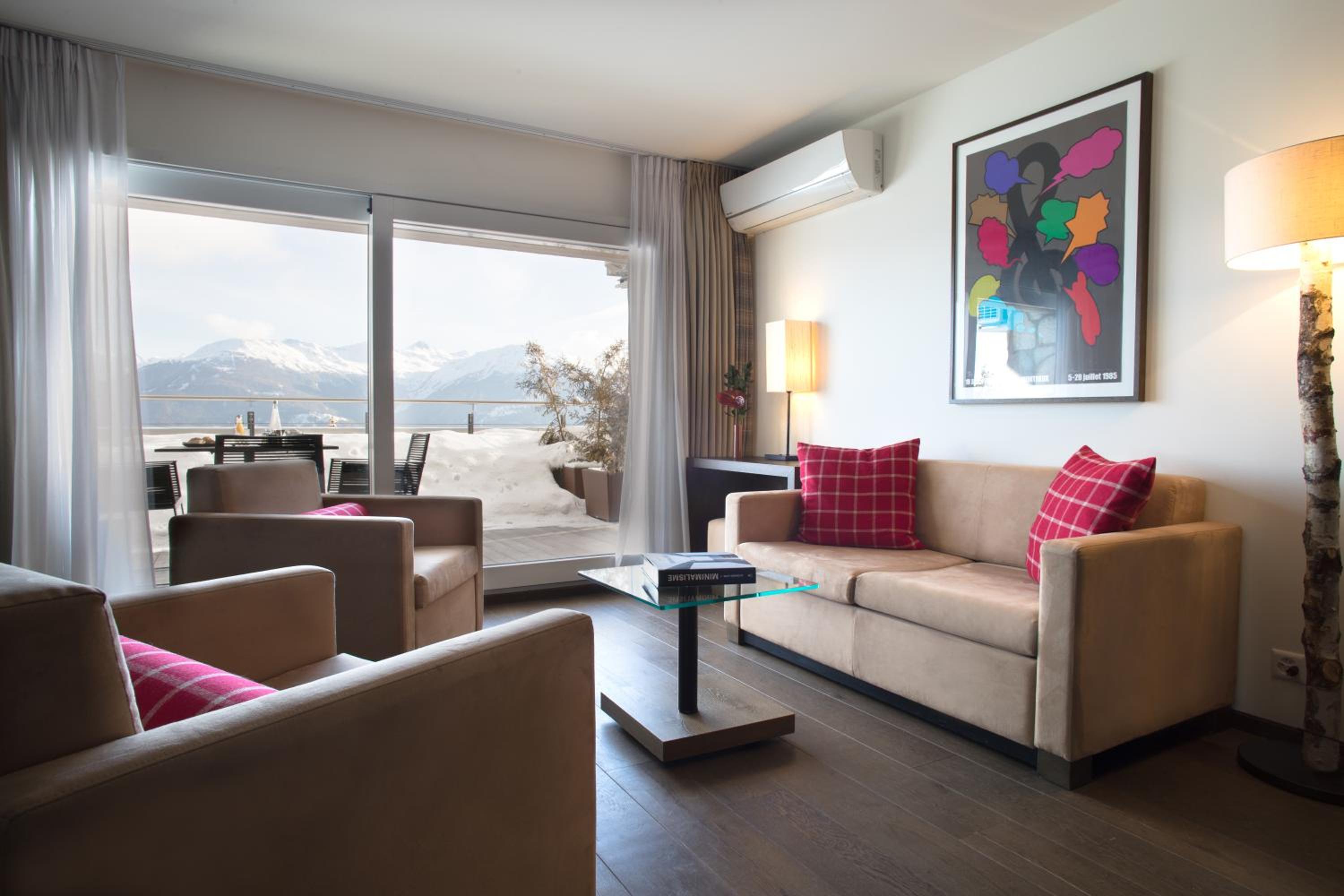 Executive Suite with Mountain View - Photo 1