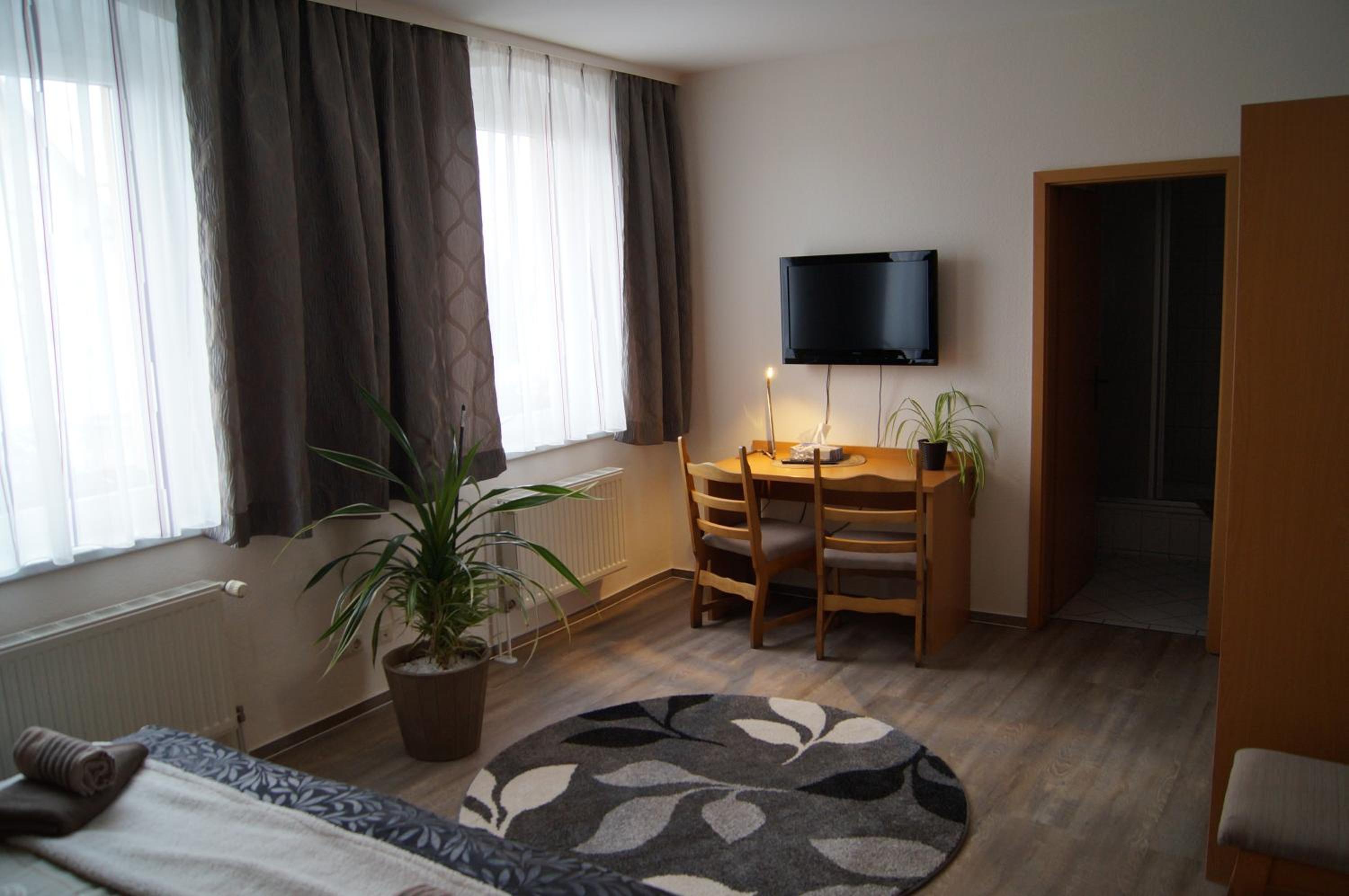 Double Room With Private Bathroom photo 3