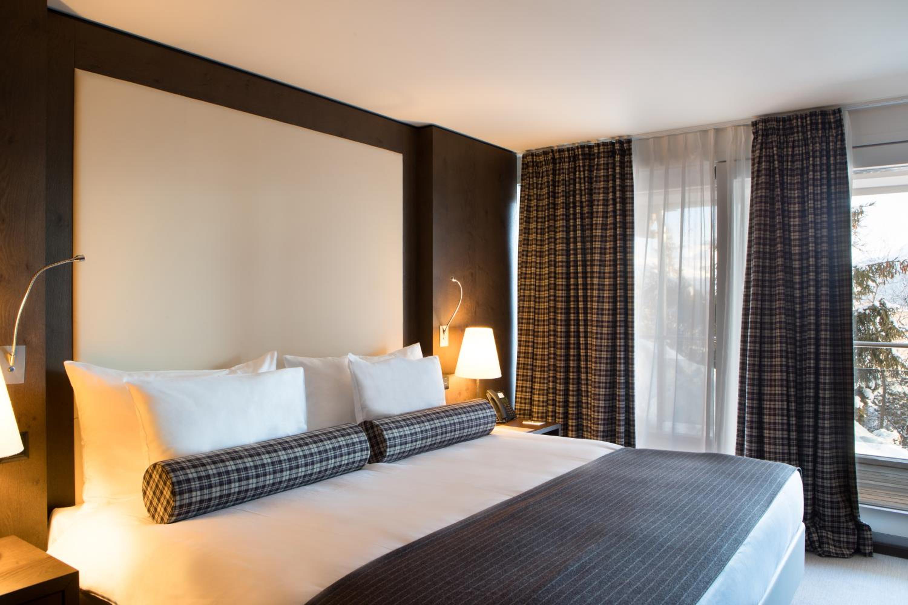 Superior Suite with Mountain View photo 1