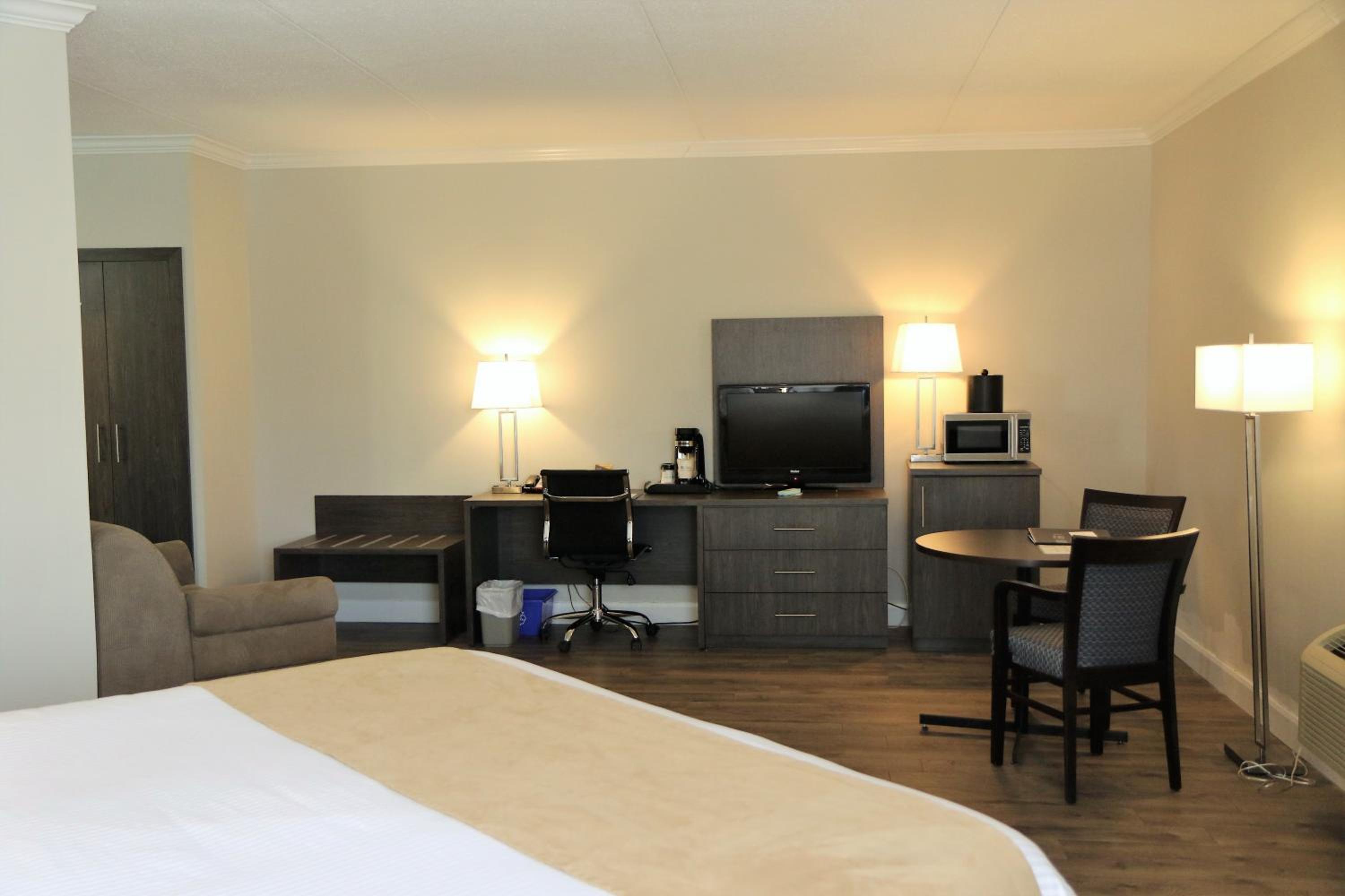 King Suite with Sofa Bed