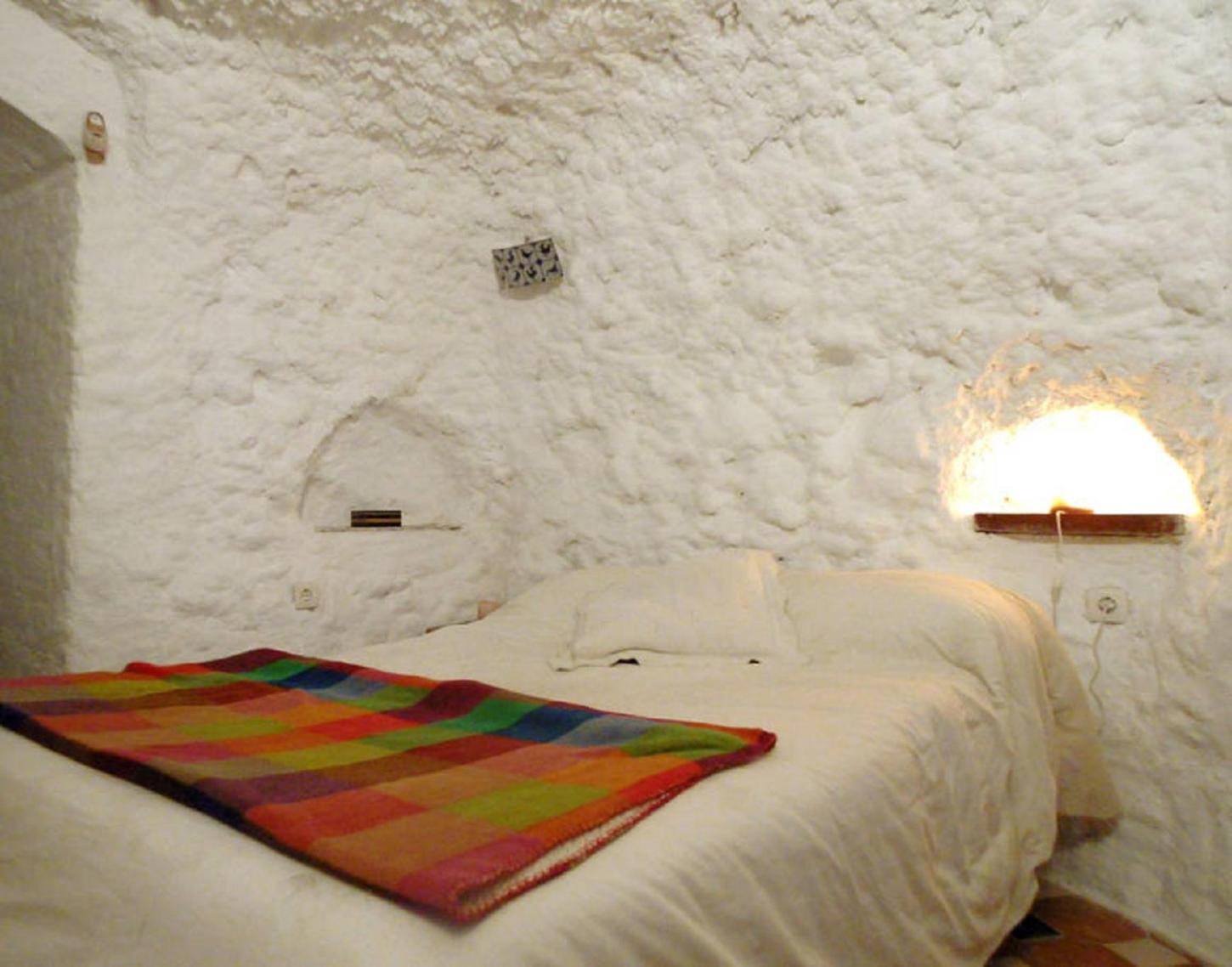 Three-Bedroom Townhouse - Photo 32