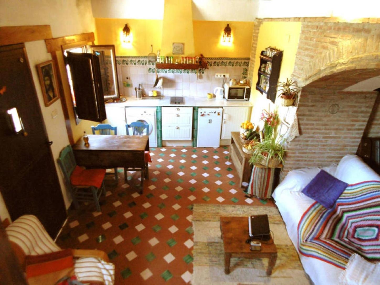 Three-Bedroom Townhouse - Photo 39
