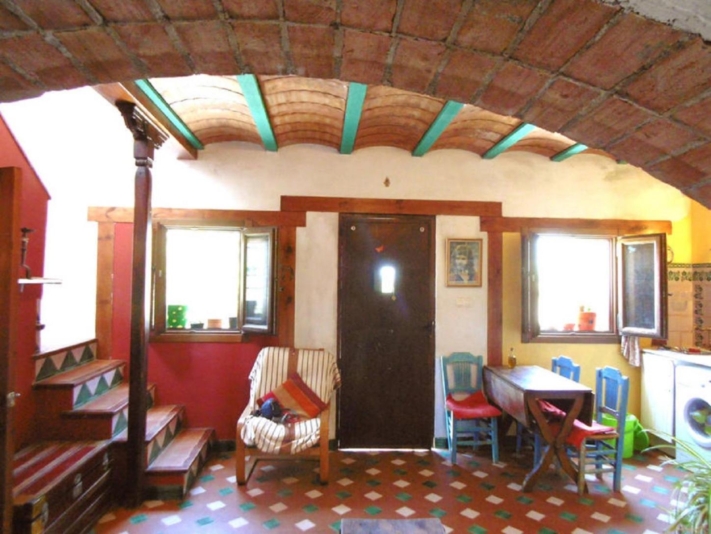Three-Bedroom Townhouse - Photo 43
