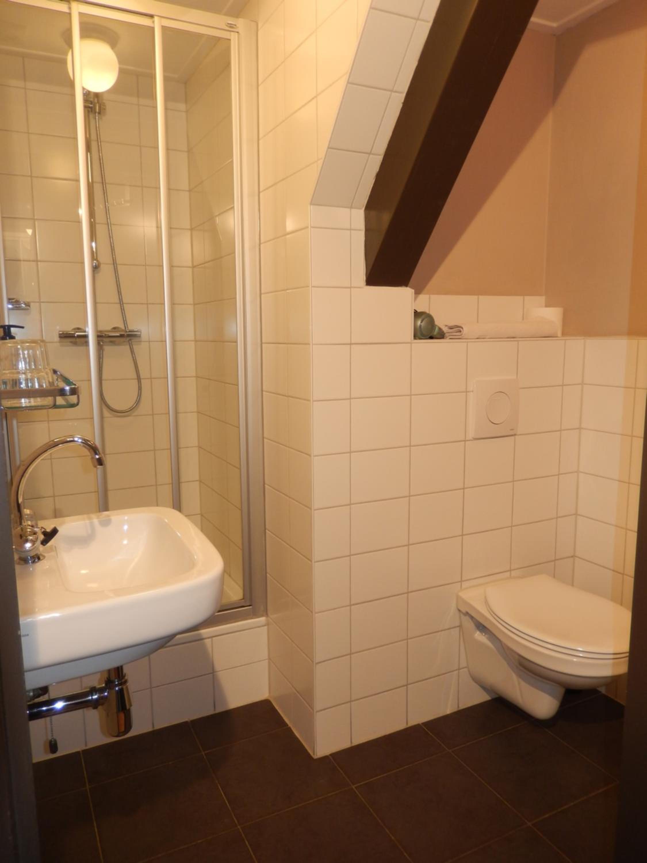 Small Twin Room photo 2
