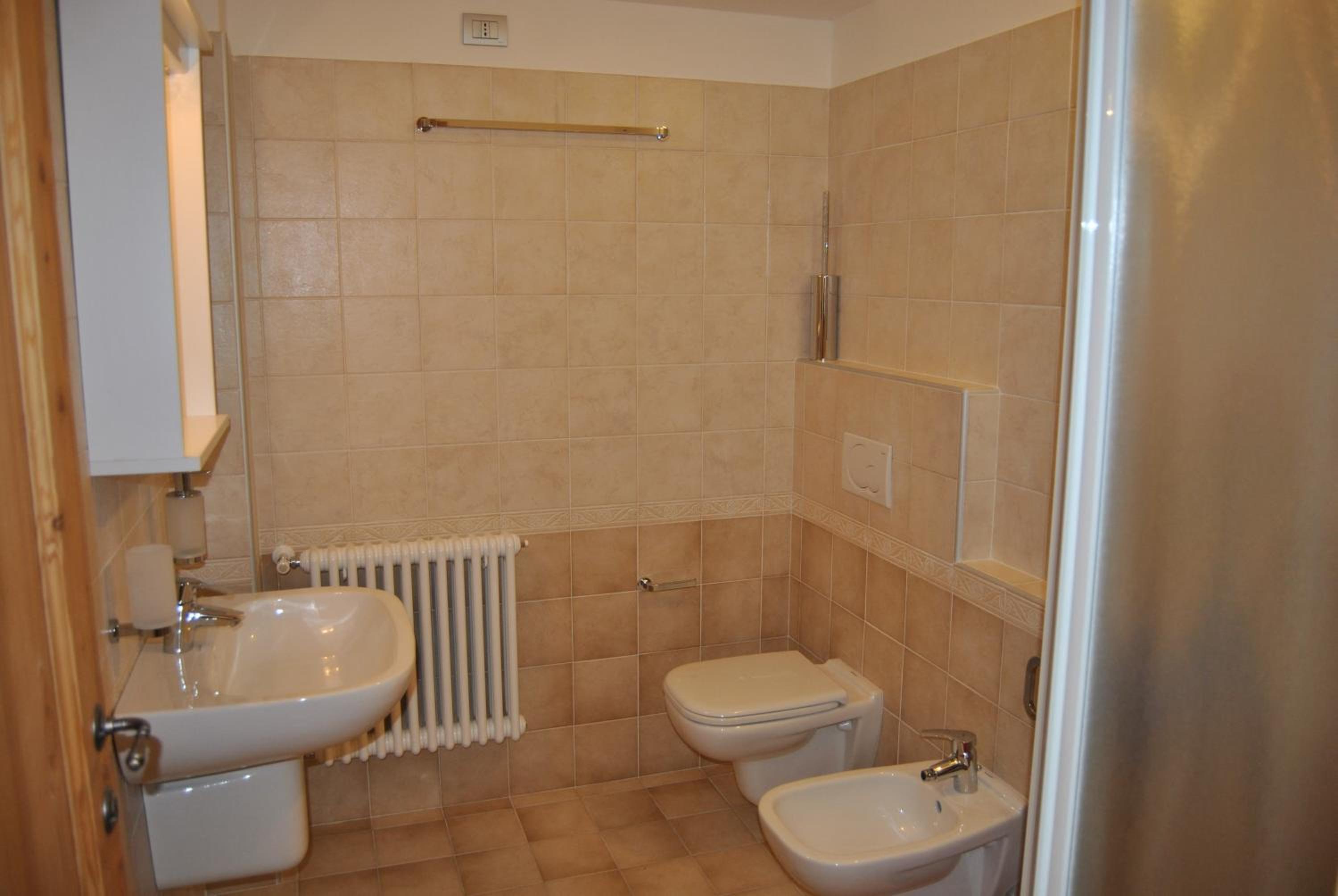 One-Bedroom Apartment with Balcony photo 3