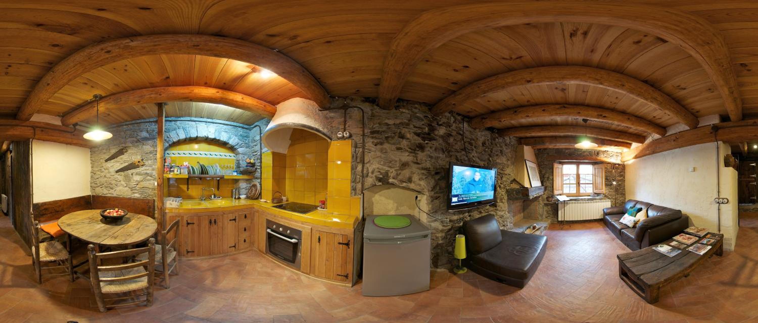 One-Bedroom House - Photo 5