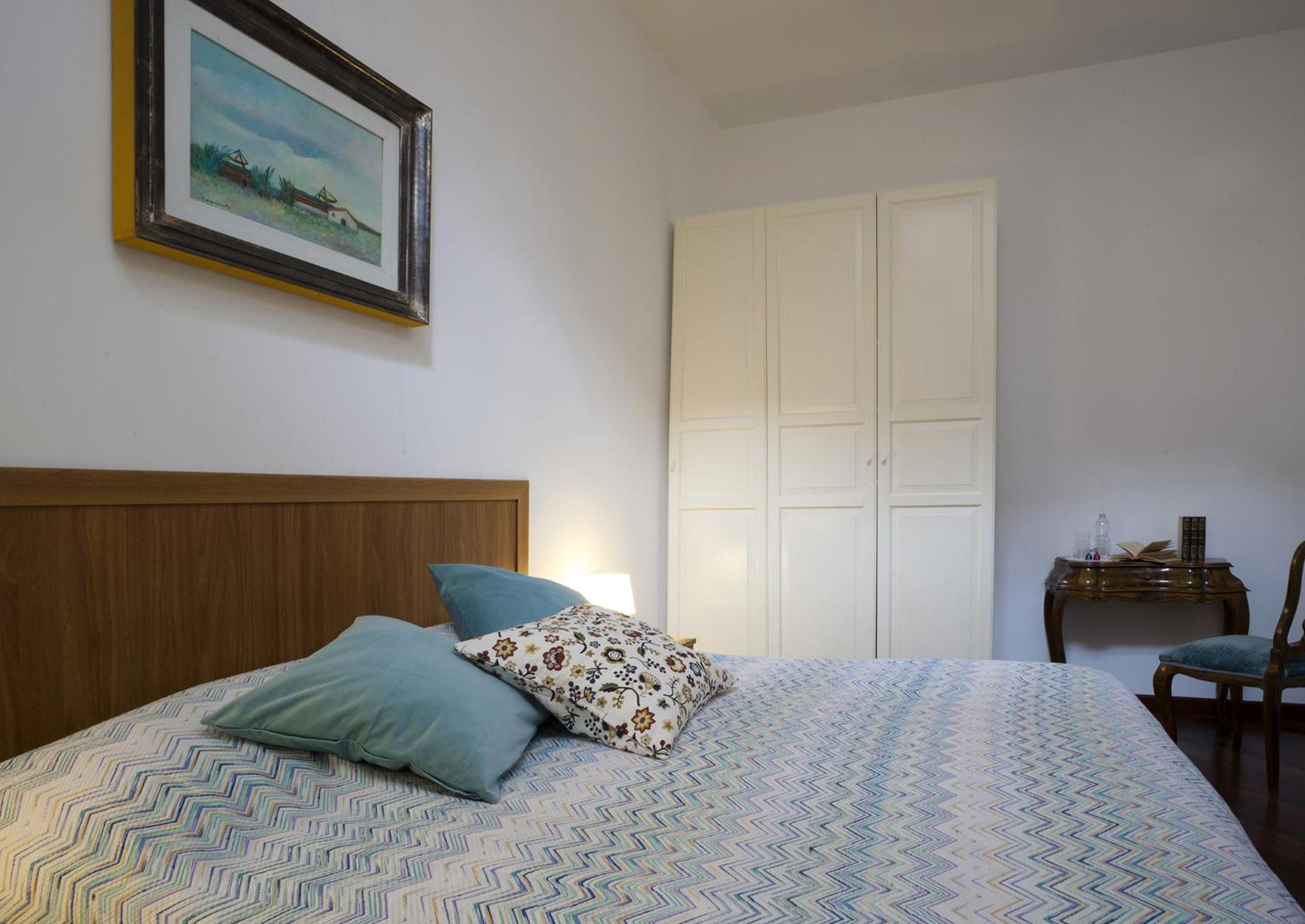 Double Room with Private External Bathroom photo 3