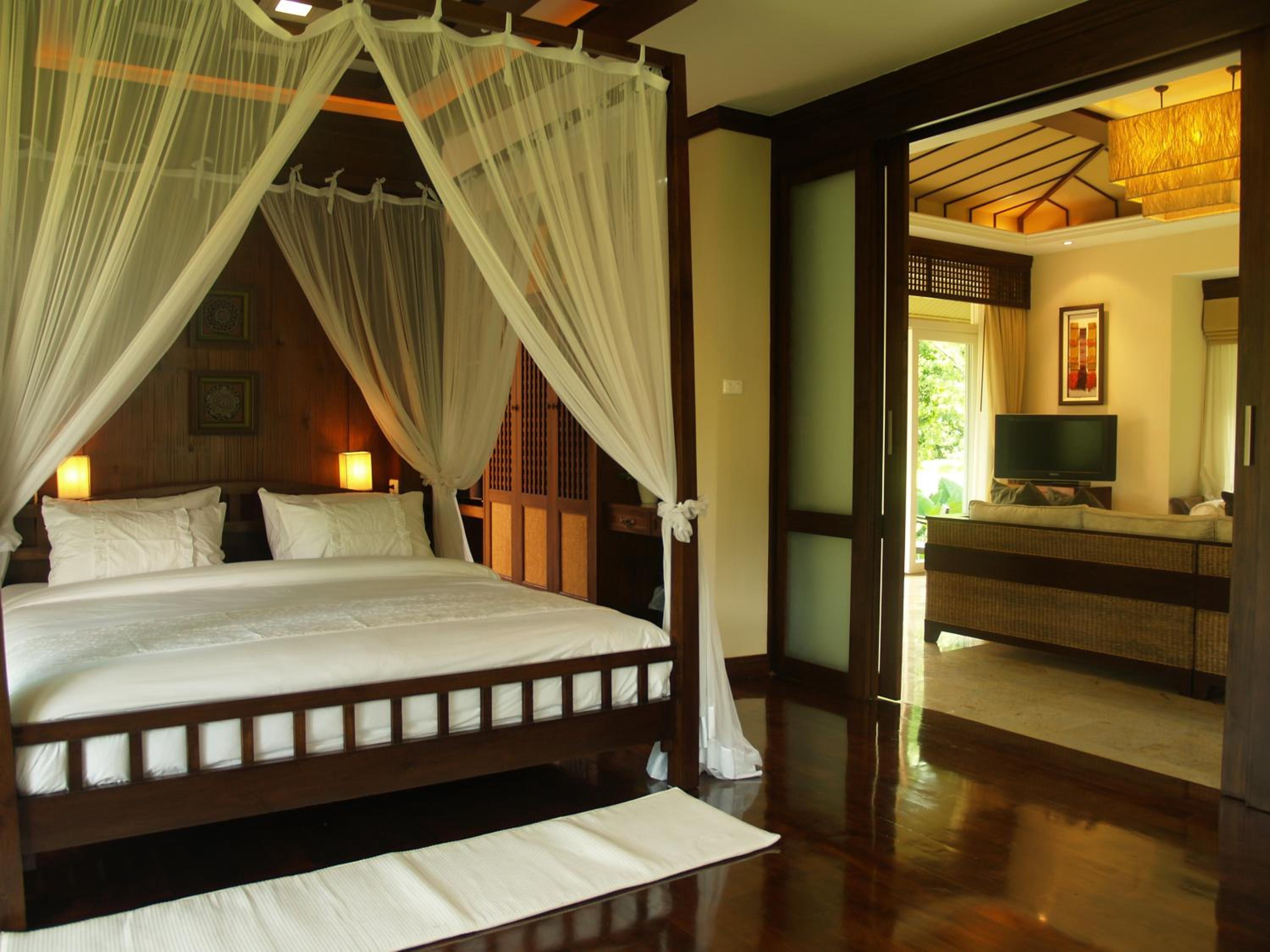 River View Suite Villa King Bed - Photo 9