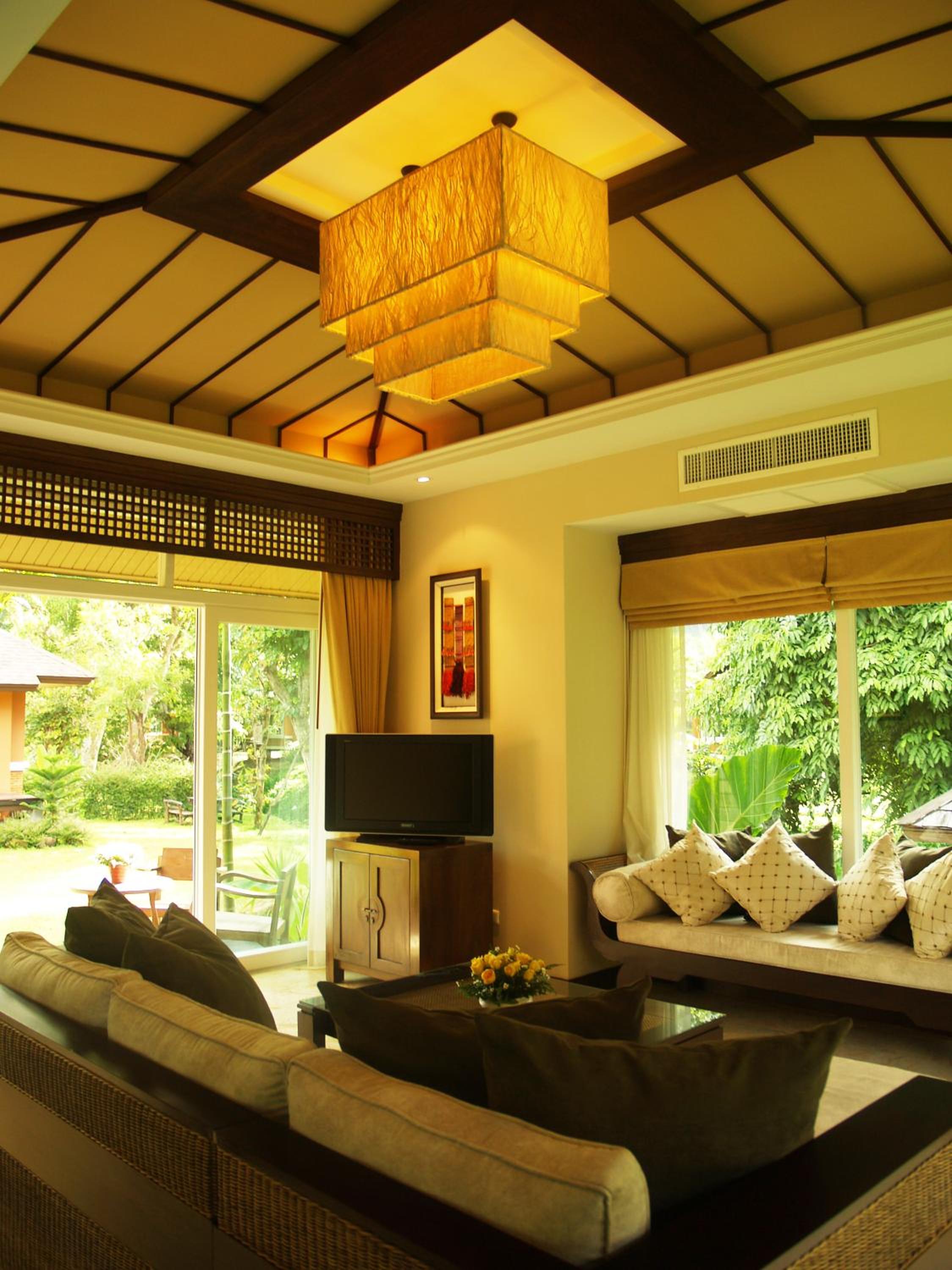 River View Suite Villa King Bed - Photo 8