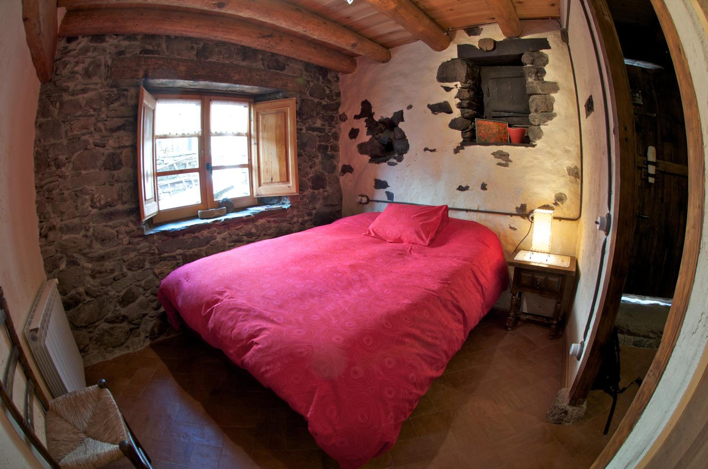 One-Bedroom House - Photo 1