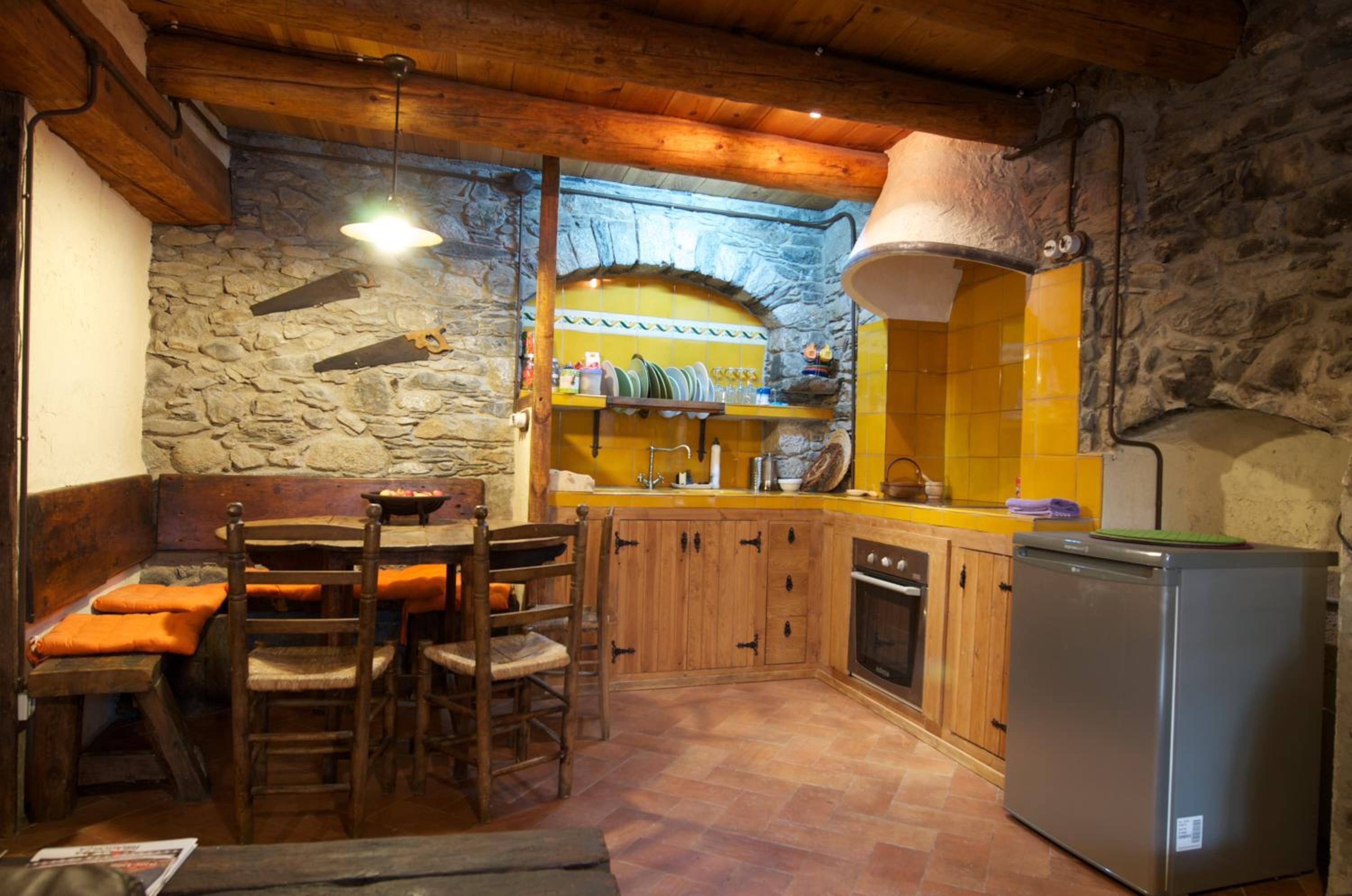 One-Bedroom House - Photo 3
