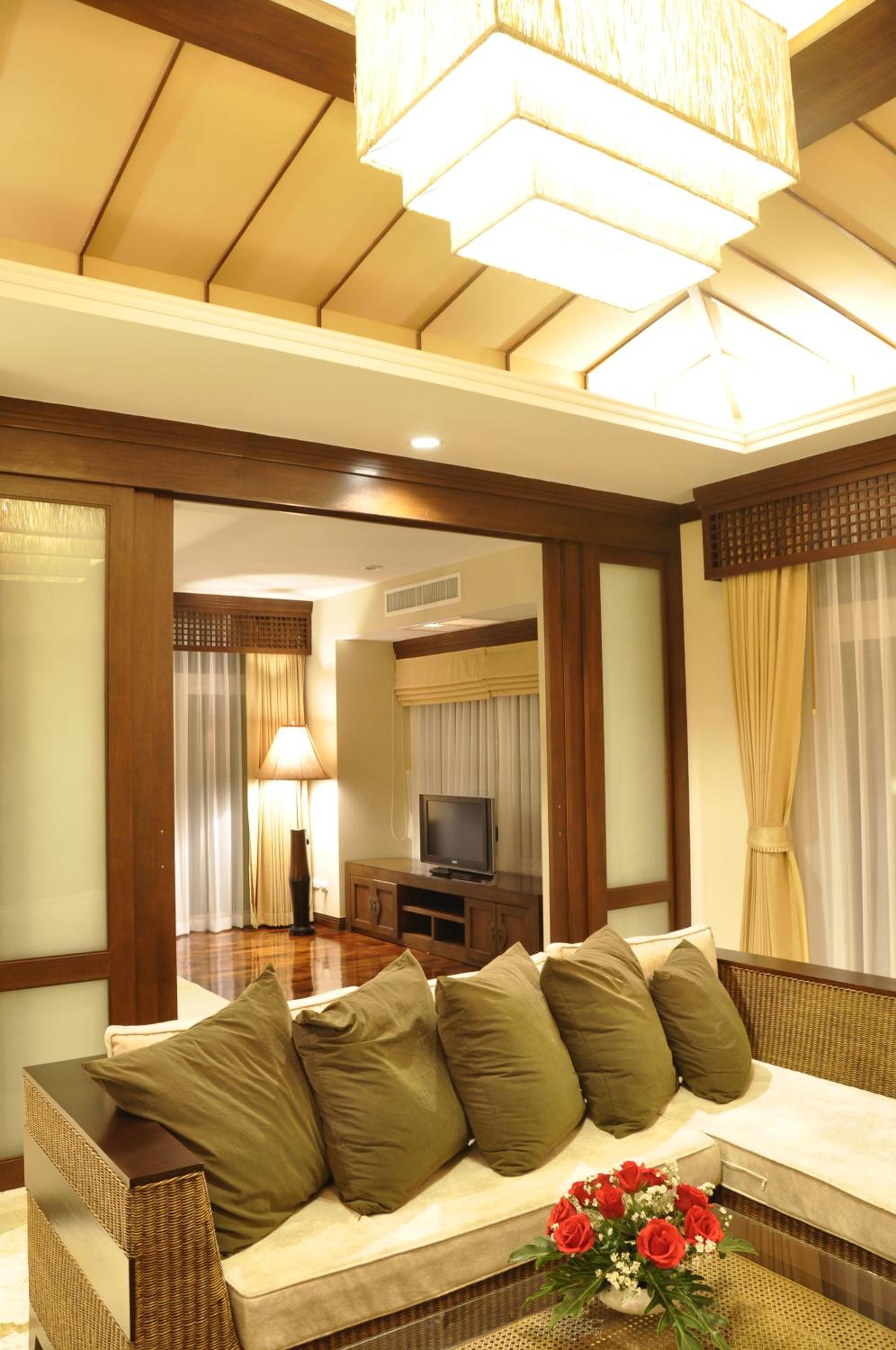 River View Suite Villa King Bed - Photo 5