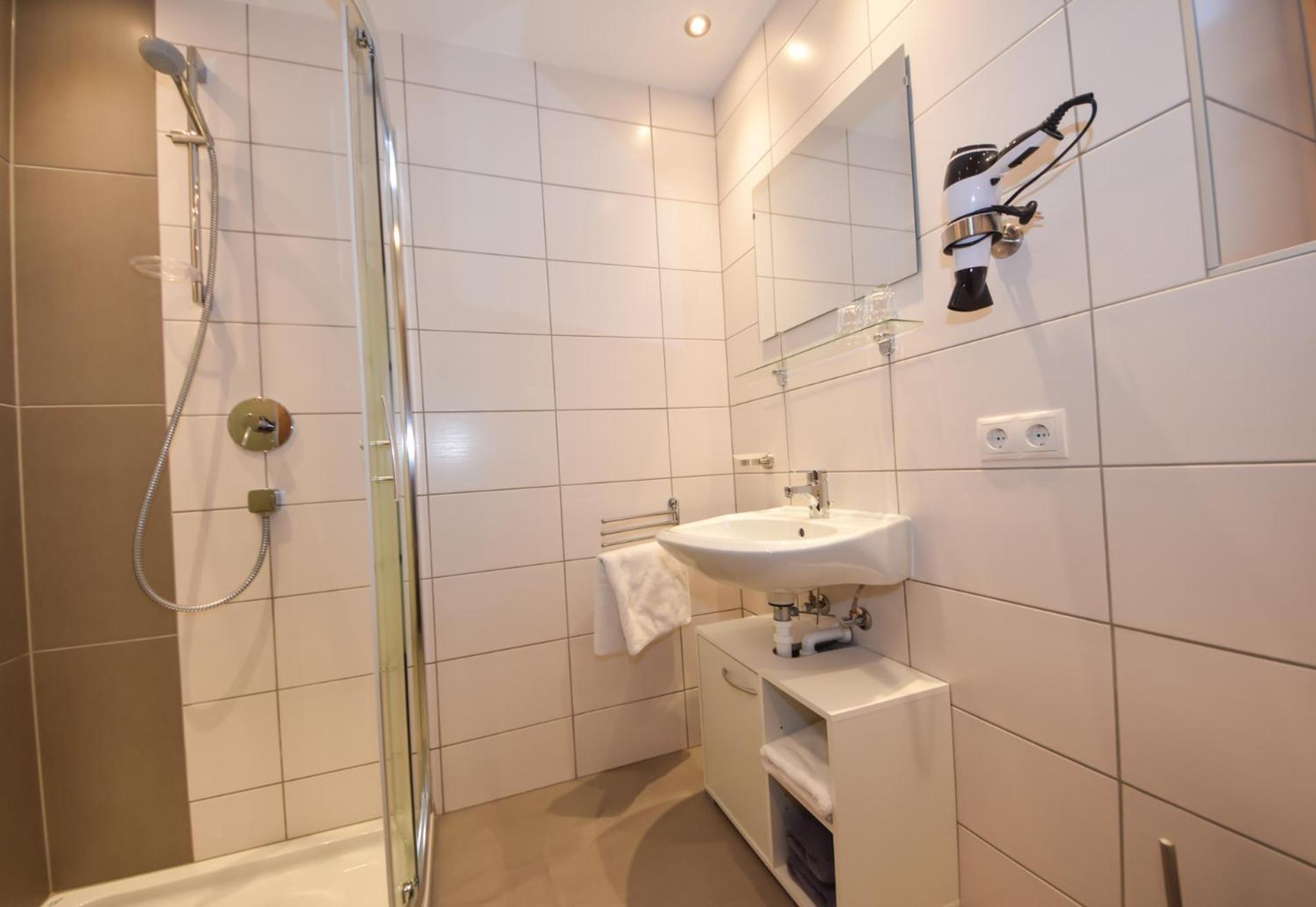 Two-Bedroom Apartment with Terrace photo 3