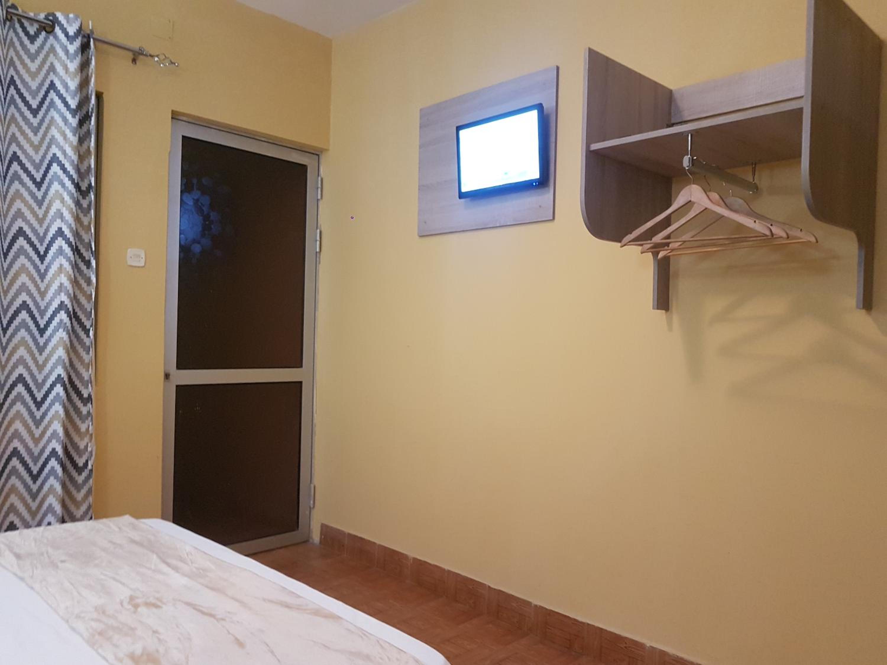 Double Room with Private Bathroom photo 3