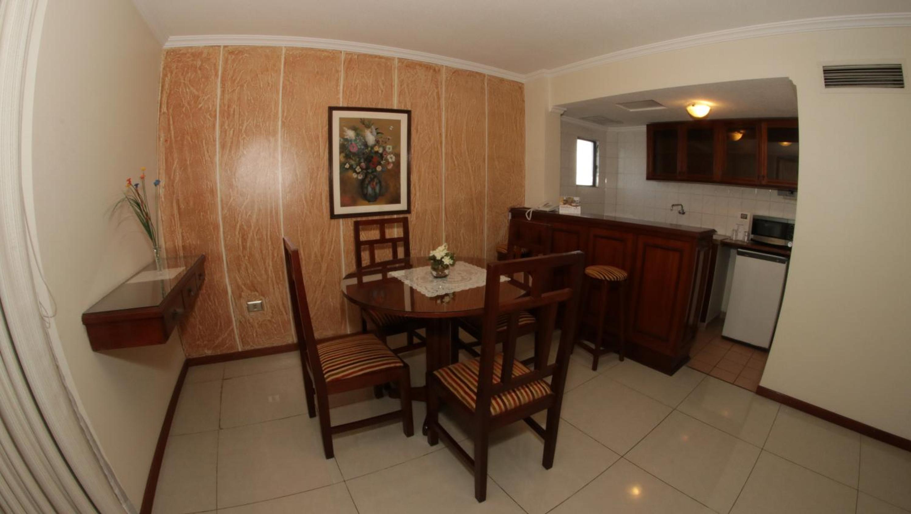 One-Bedroom Suite photo 2