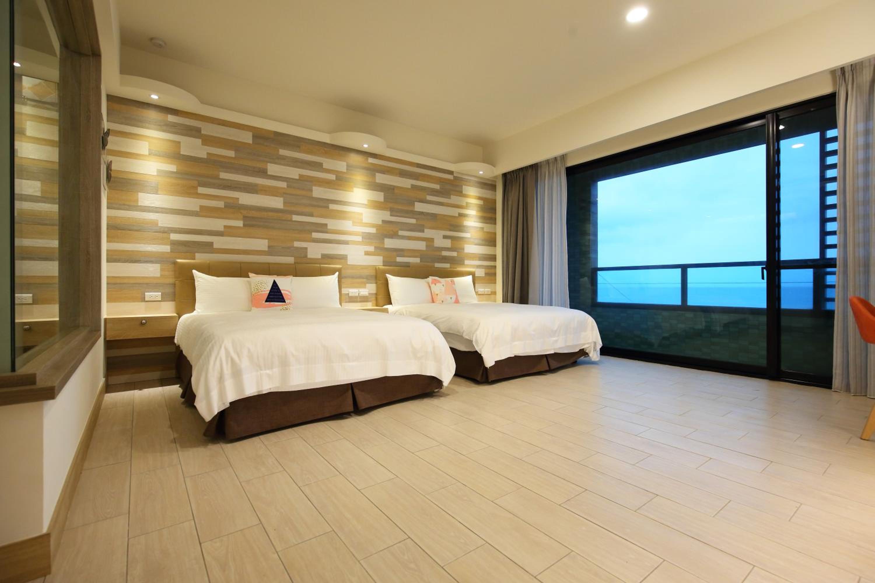 Quadruple Room with Sea View