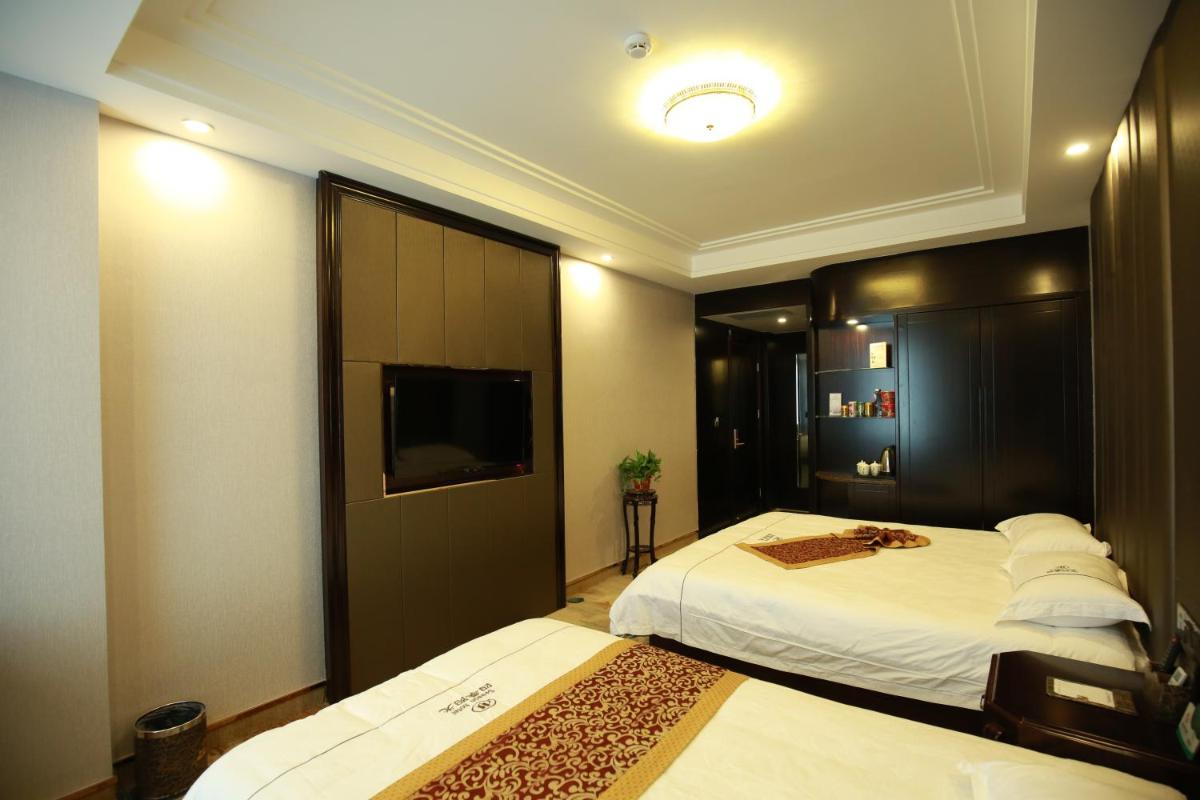 Superior Twin Room photo 3