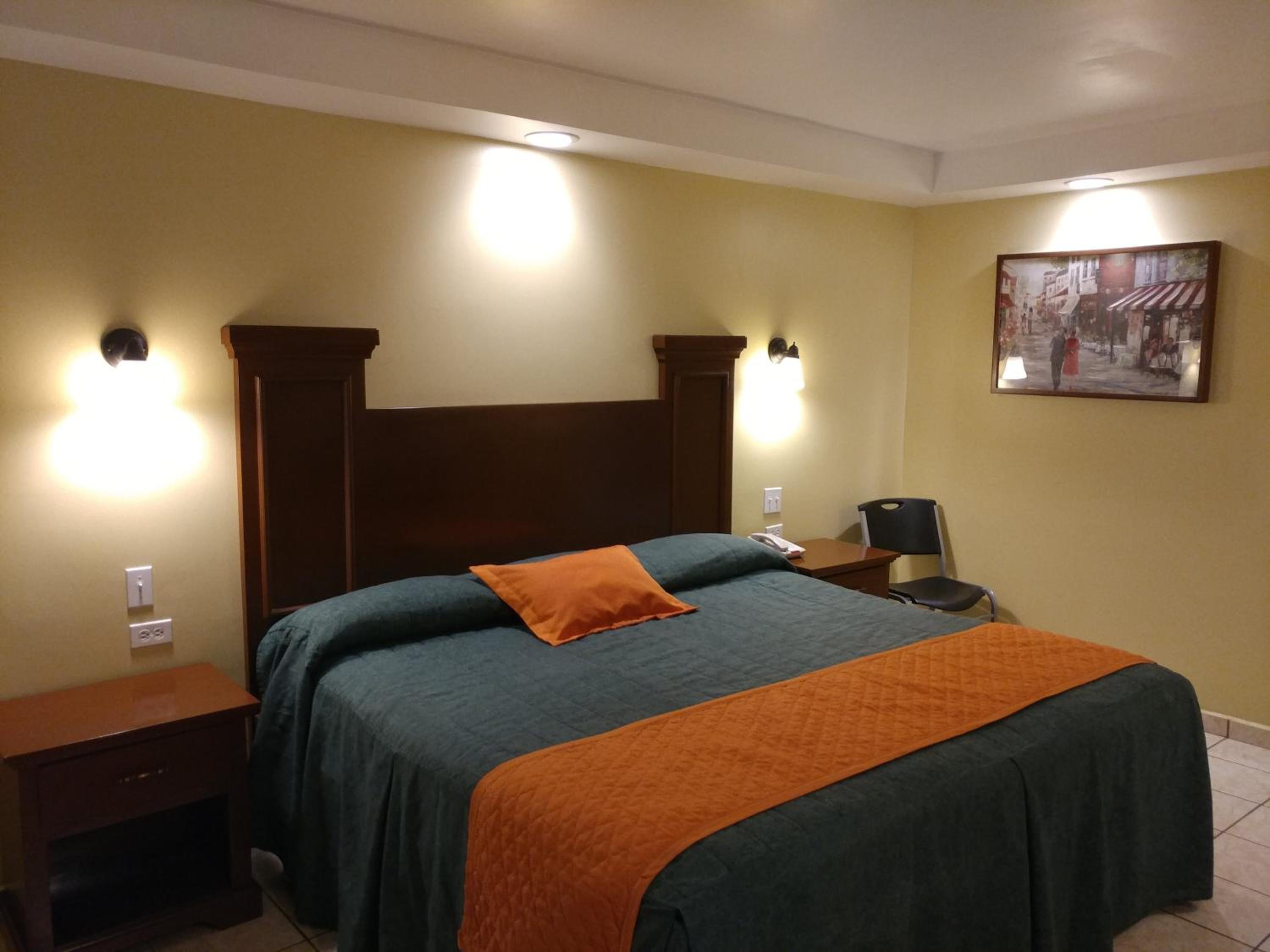 Deluxe King Room
