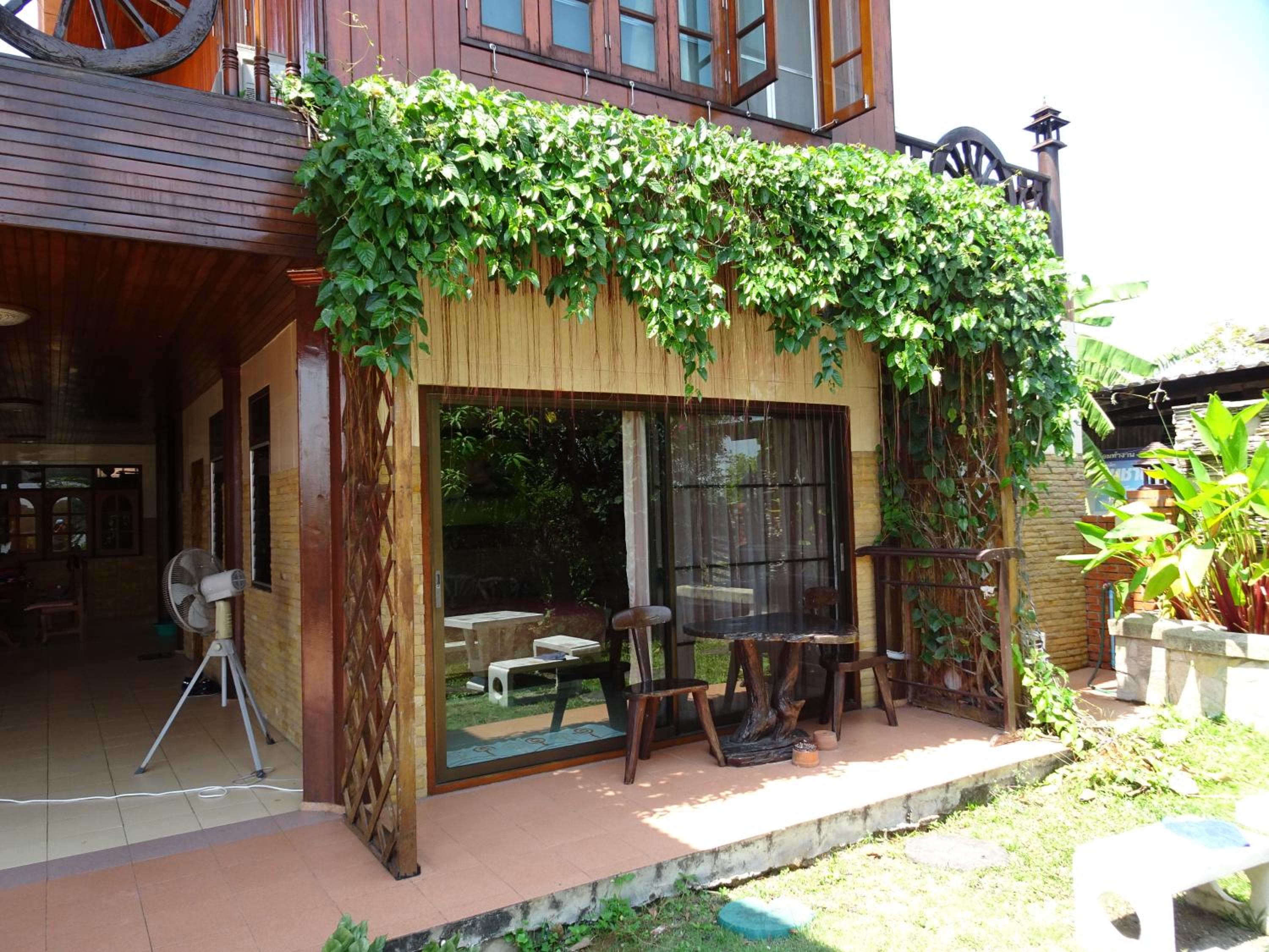 Double Room with Garden View - Photo 6