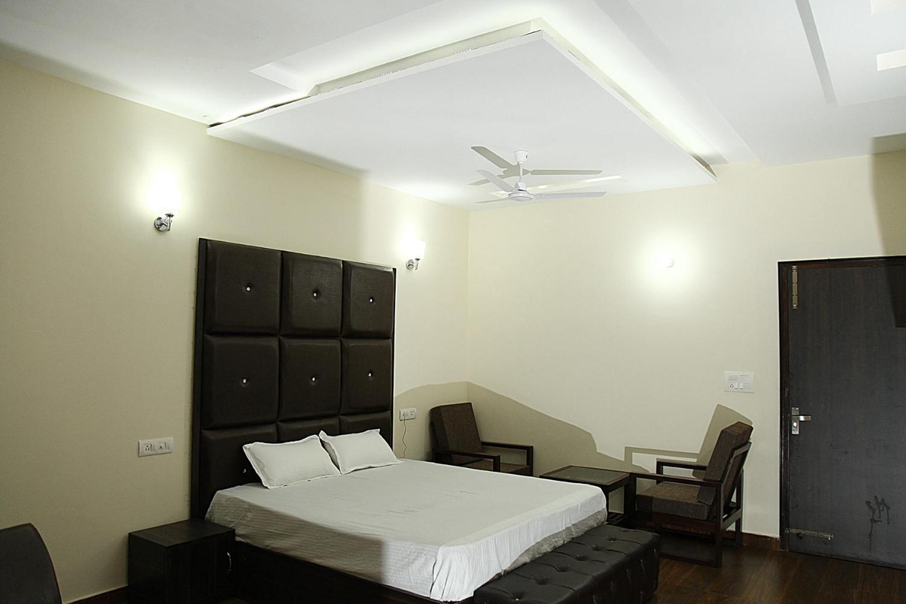 Deluxe Junior Suite photo 3