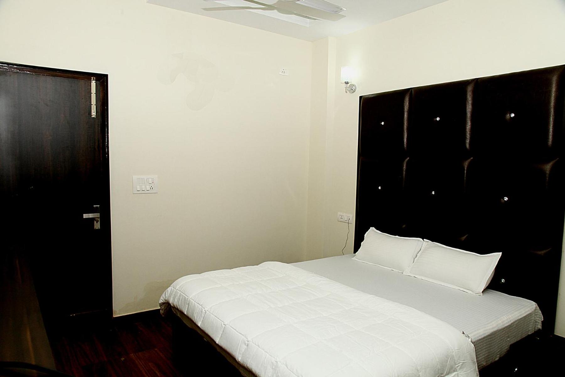 Deluxe Double Room - Photo 5