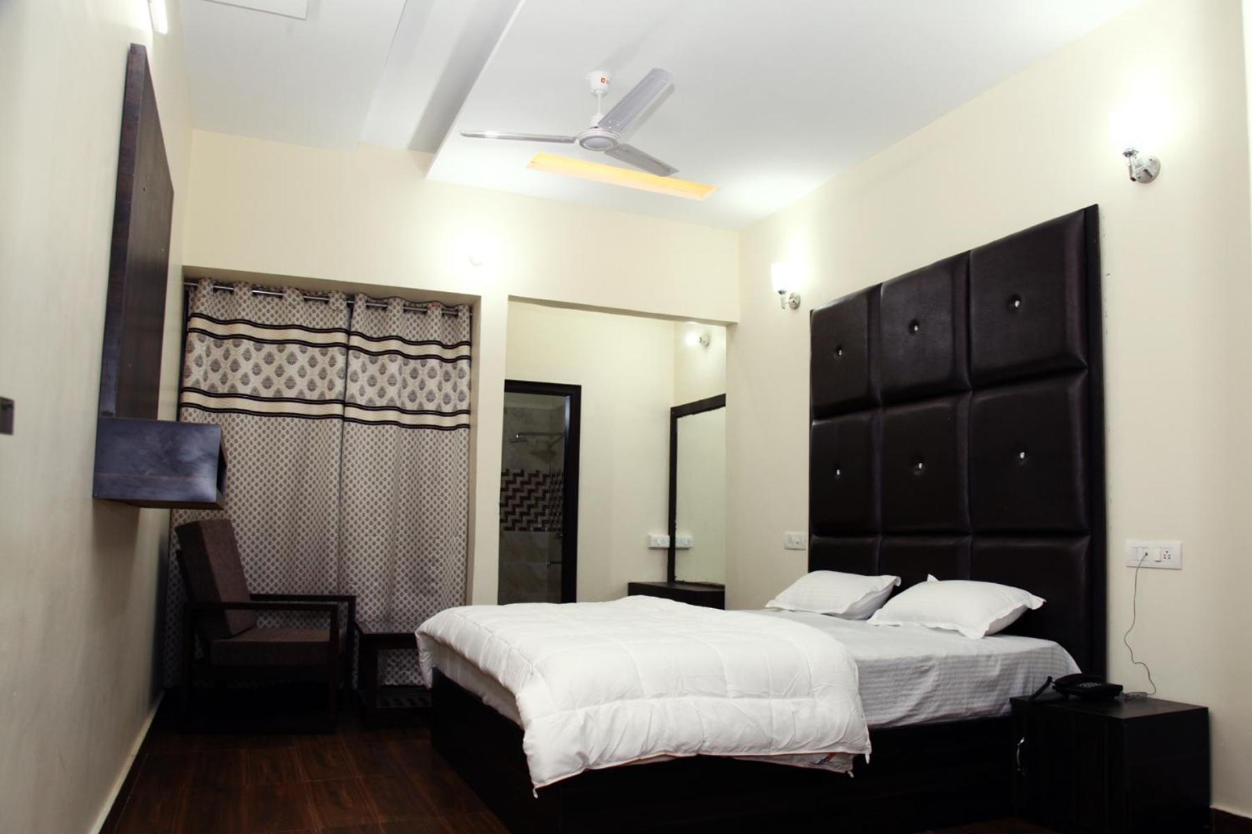 Deluxe Double Room - Photo 3