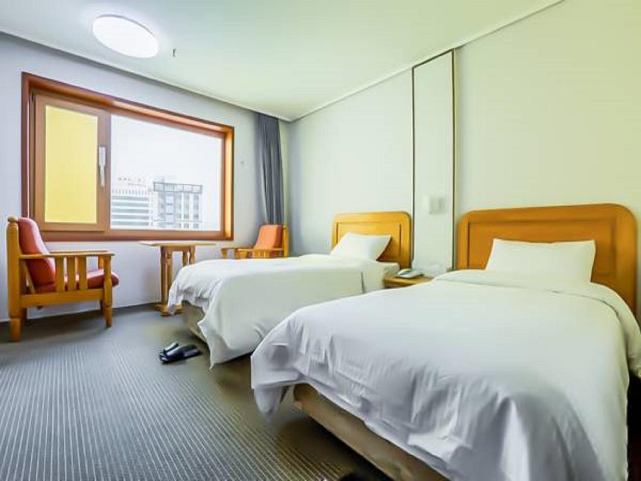 Standard Twin Room  photo 1
