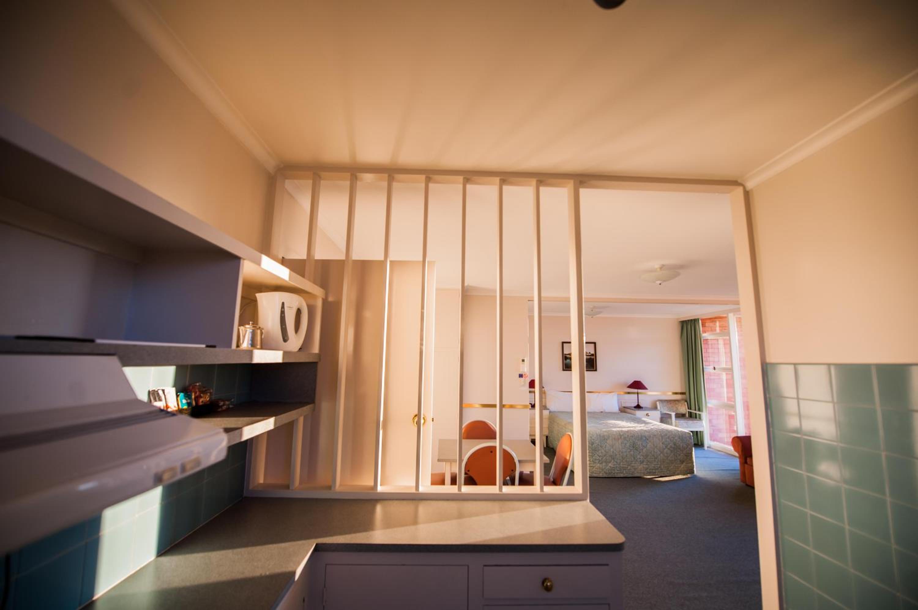Apartment - Queen photo 1
