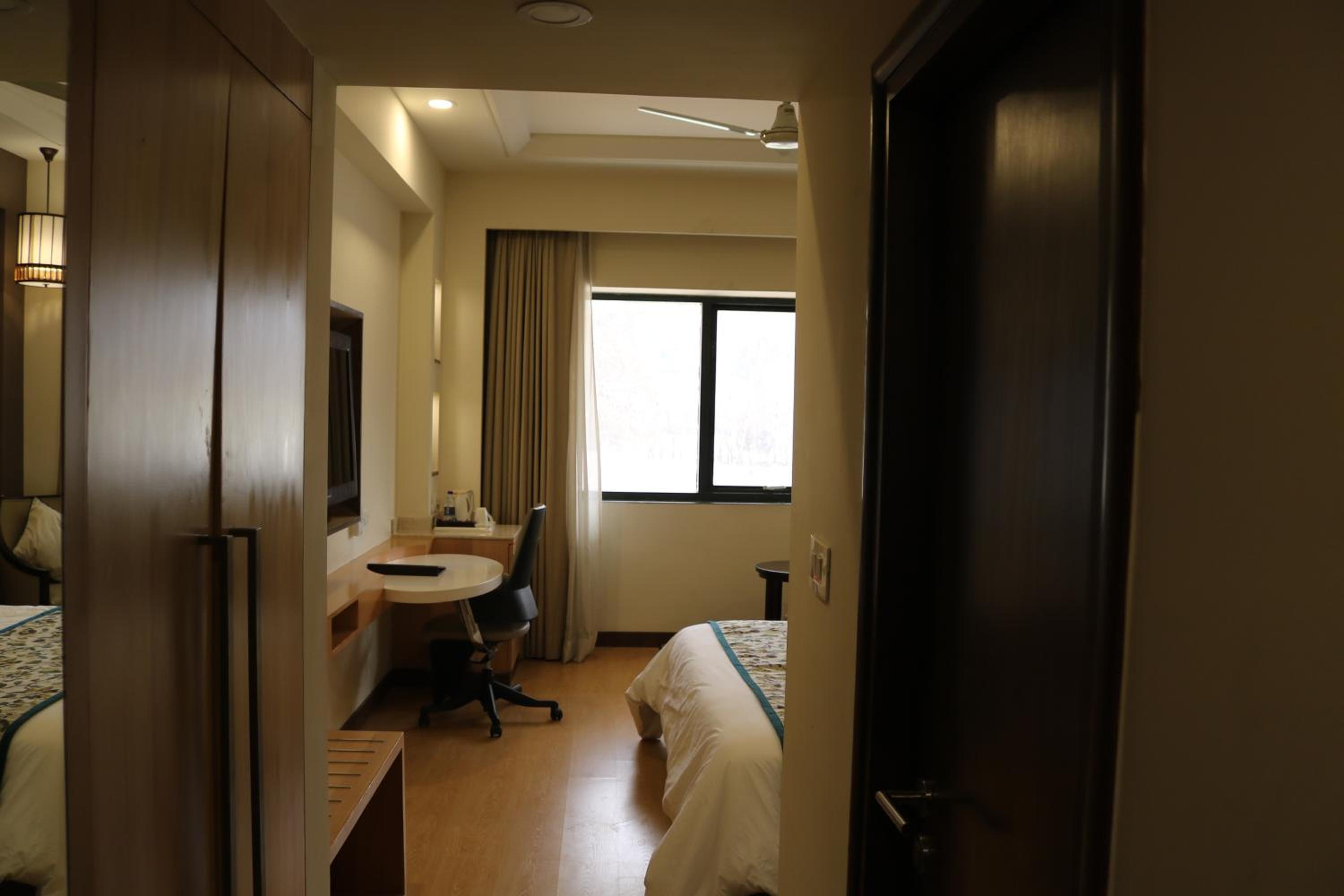 Standard Room with 15% discount on food & Soft Beverages - Photo 9